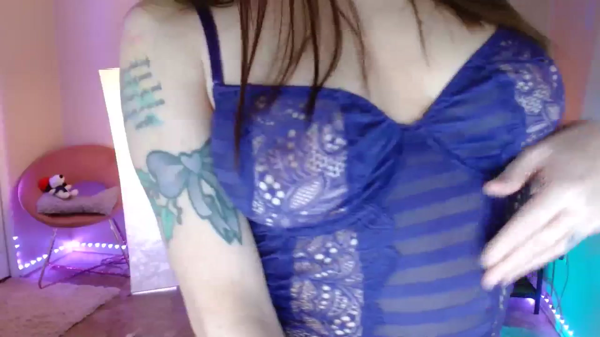 Gallery image thumbnail from DaniSpice's myfreecams stream on, 12/28/2023, 10:30 image 14 of 20