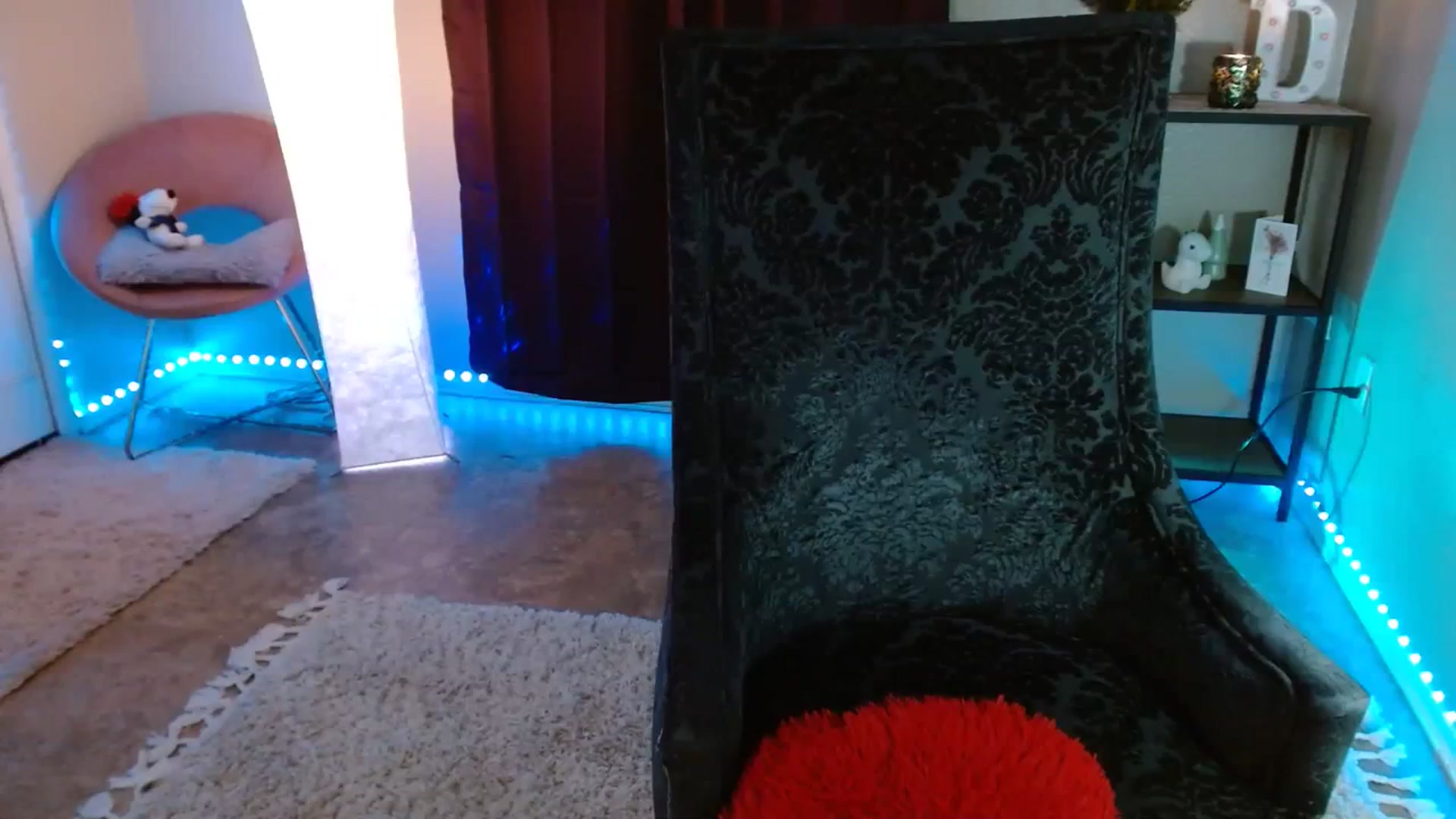 Gallery image thumbnail from DaniSpice's myfreecams stream on, 12/29/2023, 09:39 image 10 of 20