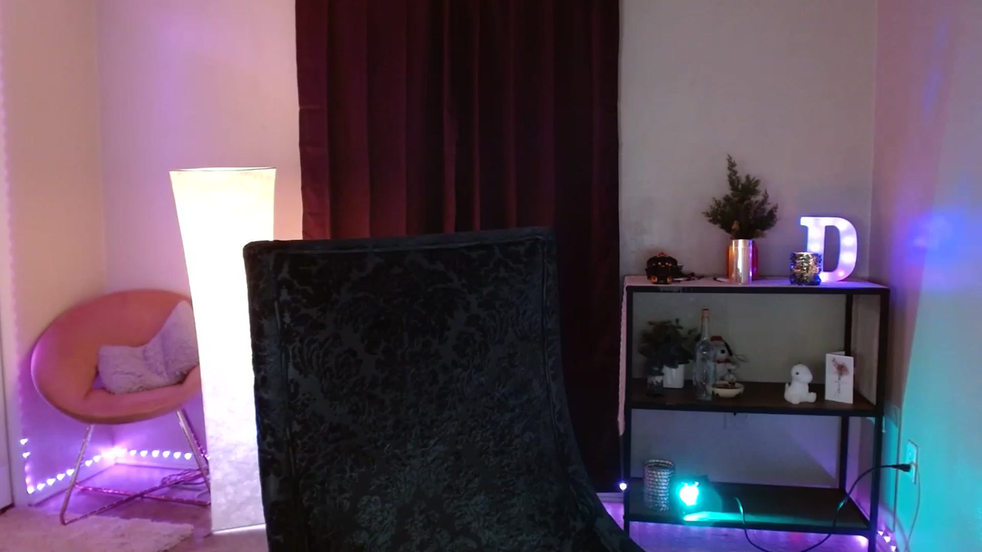 Gallery image thumbnail from DaniSpice's myfreecams stream on, 01/03/2024, 08:56 image 20 of 20