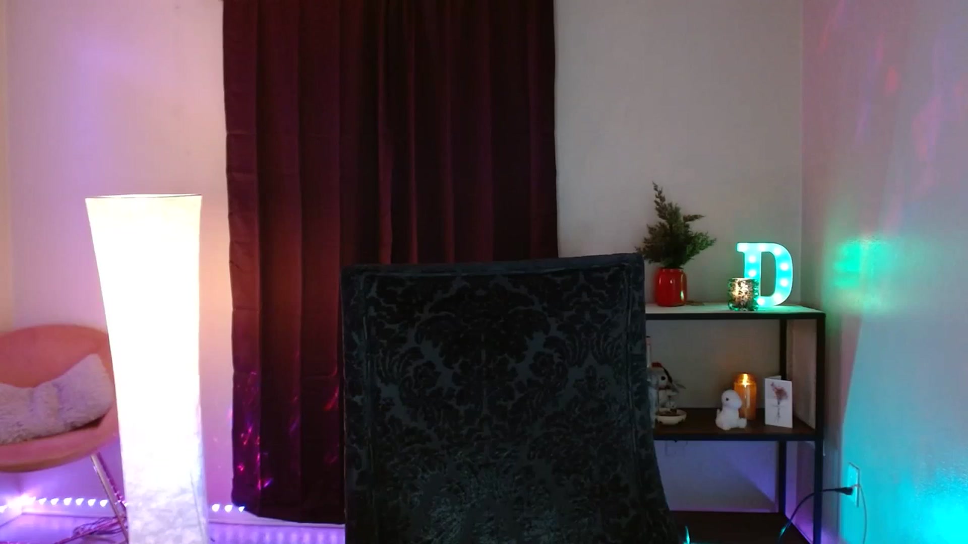 Gallery image thumbnail from DaniSpice's myfreecams stream on, 01/04/2024, 06:42 image 17 of 20