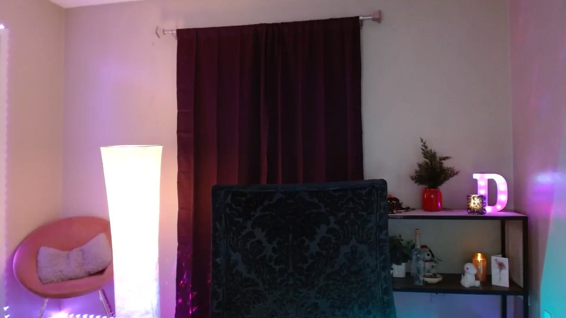 Gallery image thumbnail from DaniSpice's myfreecams stream on, 01/04/2024, 09:52 image 12 of 20