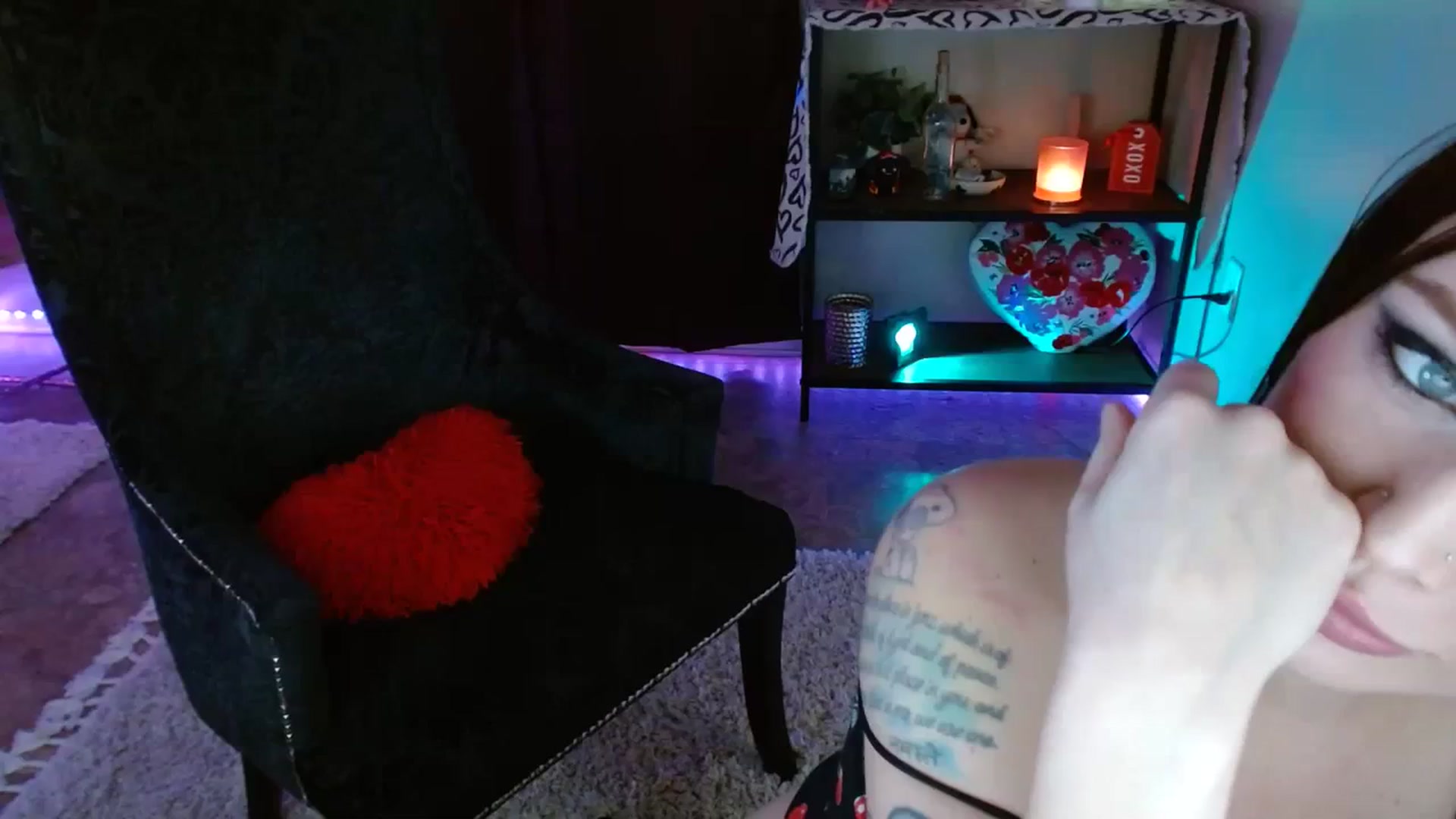 Gallery image thumbnail from DaniSpice's myfreecams stream on, 01/28/2024, 09:06 image 10 of 20