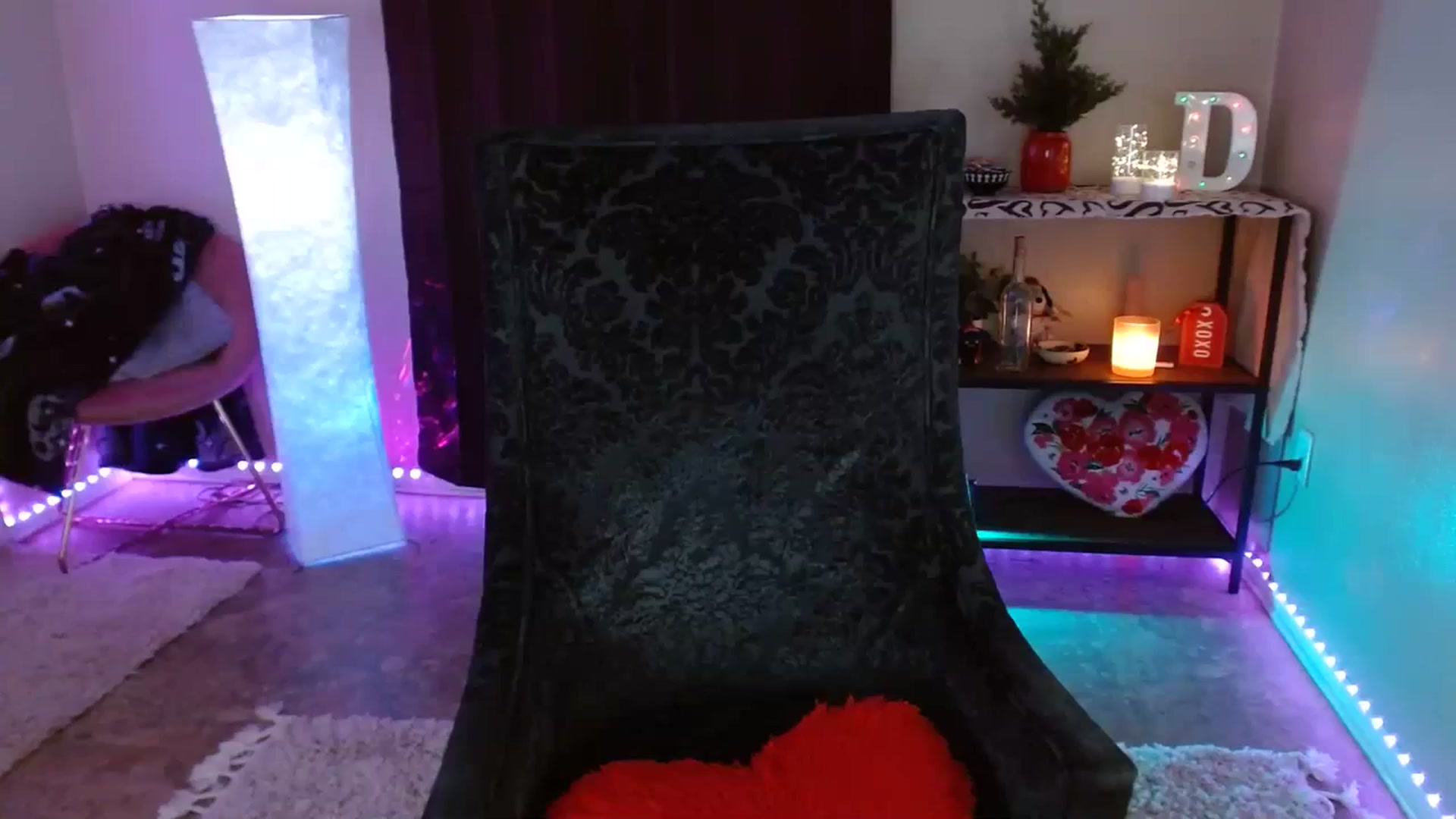 Gallery image thumbnail from DaniSpice's myfreecams stream on, 02/10/2024, 07:44 image 1 of 20