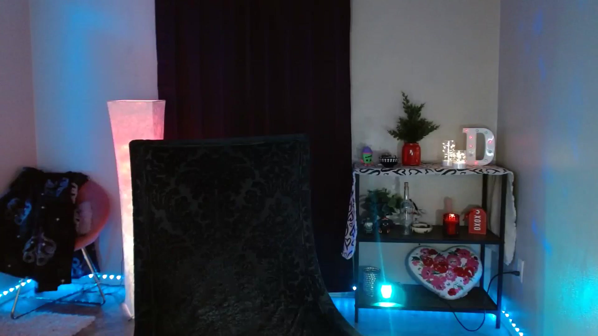 Gallery image thumbnail from DaniSpice's myfreecams stream on, 02/15/2024, 07:30 image 18 of 20