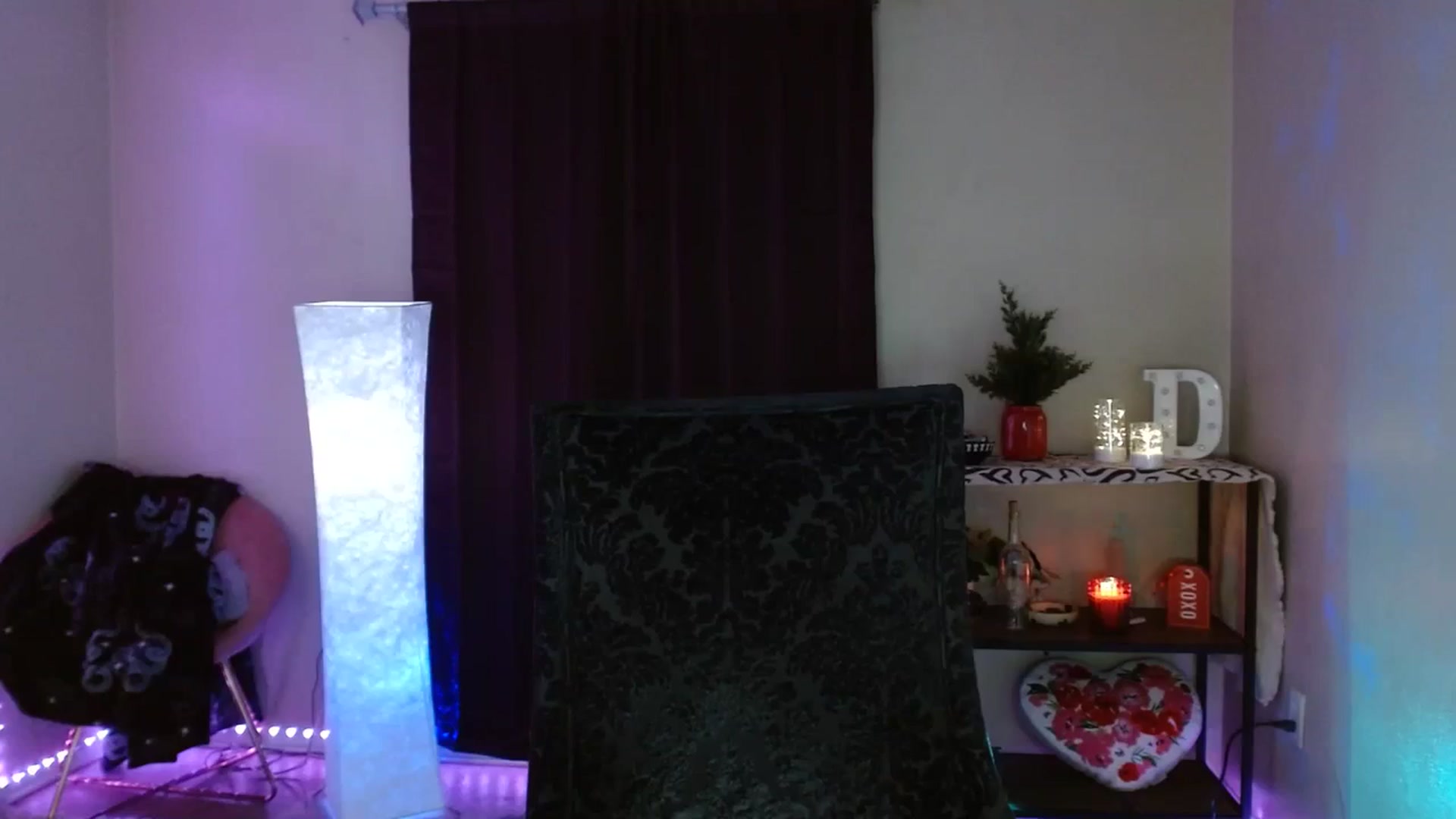 Gallery image thumbnail from DaniSpice's myfreecams stream on, 02/17/2024, 08:20 image 2 of 20