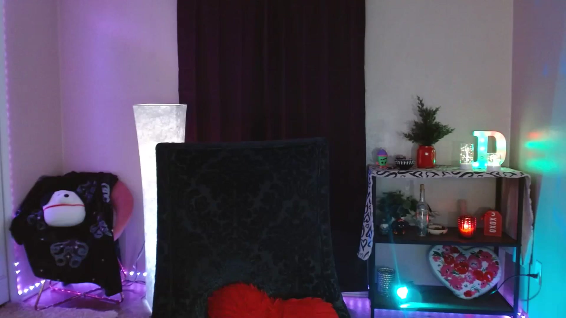 Gallery image thumbnail from DaniSpice's myfreecams stream on, 02/21/2024, 10:39 image 18 of 20