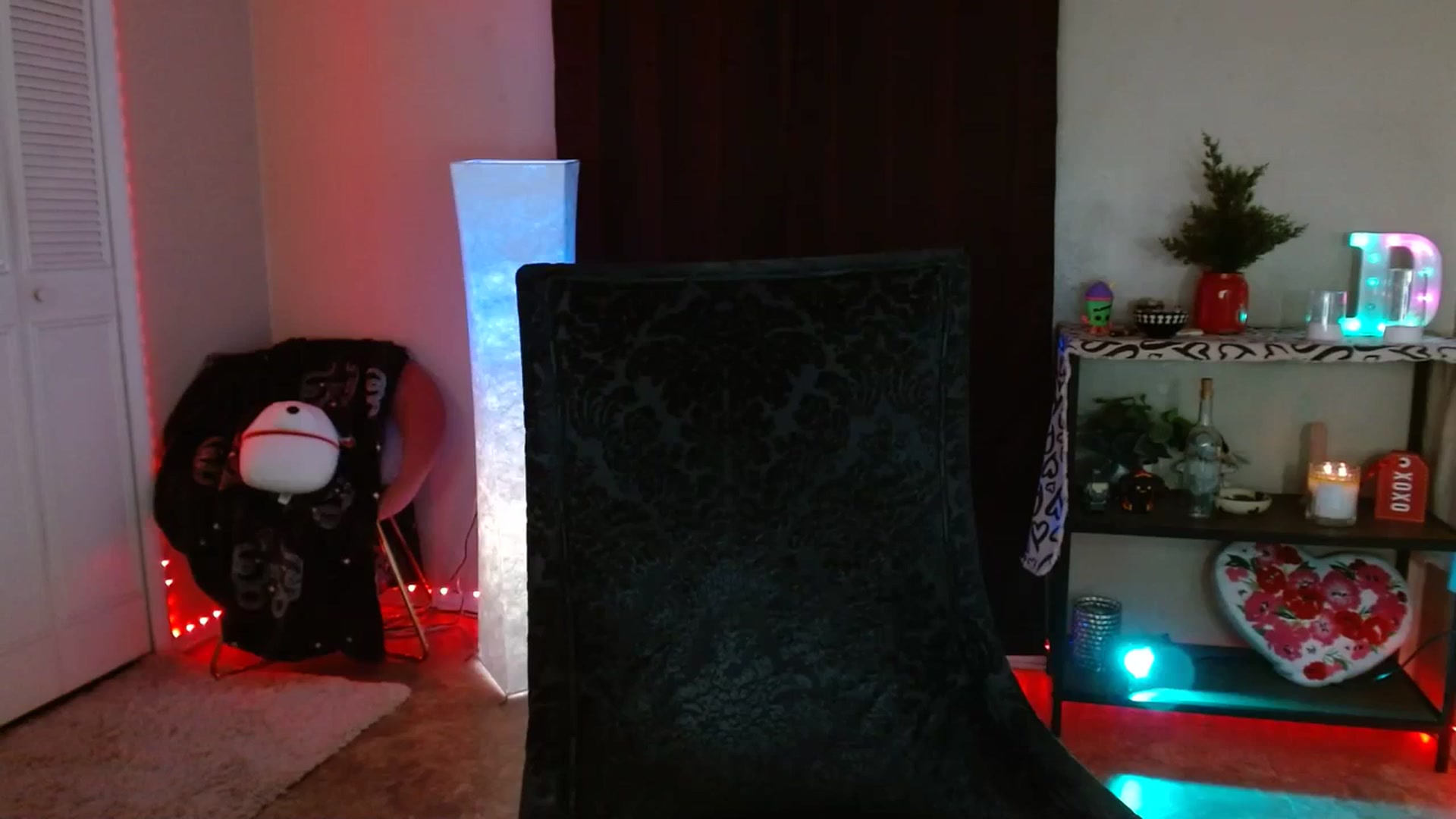 Gallery image thumbnail from DaniSpice's myfreecams stream on, 03/01/2024, 01:20 image 20 of 20