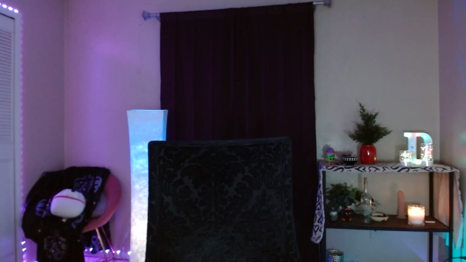 Gallery image thumbnail from DaniSpice's myfreecams stream on, 03/04/2024, 09:54 image 8 of 20