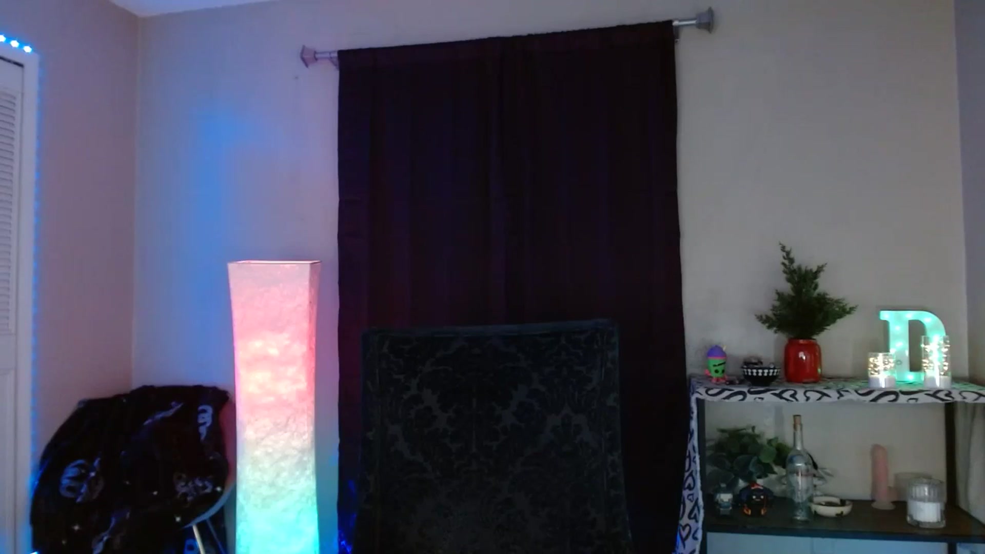 Gallery image thumbnail from DaniSpice's myfreecams stream on, 03/07/2024, 08:56 image 11 of 20