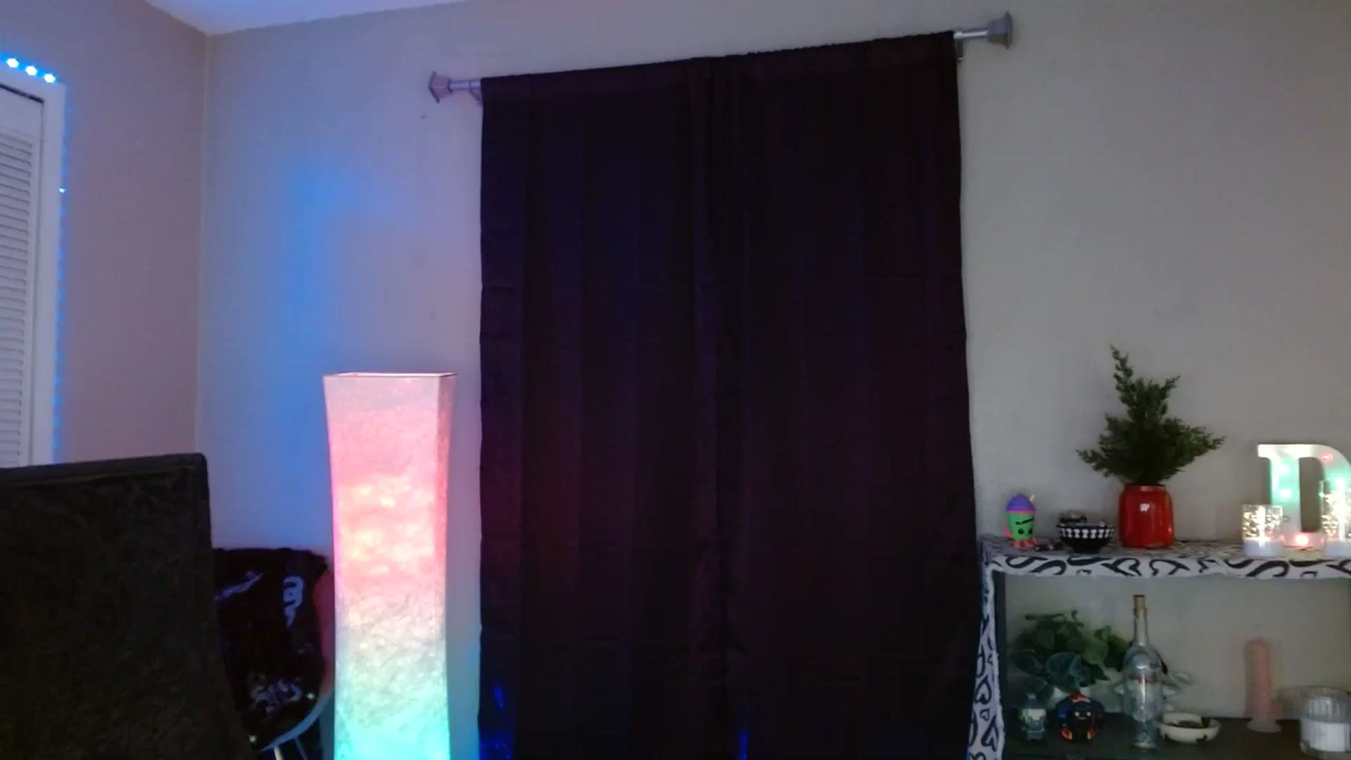 Gallery image thumbnail from DaniSpice's myfreecams stream on, 03/07/2024, 10:28 image 6 of 20