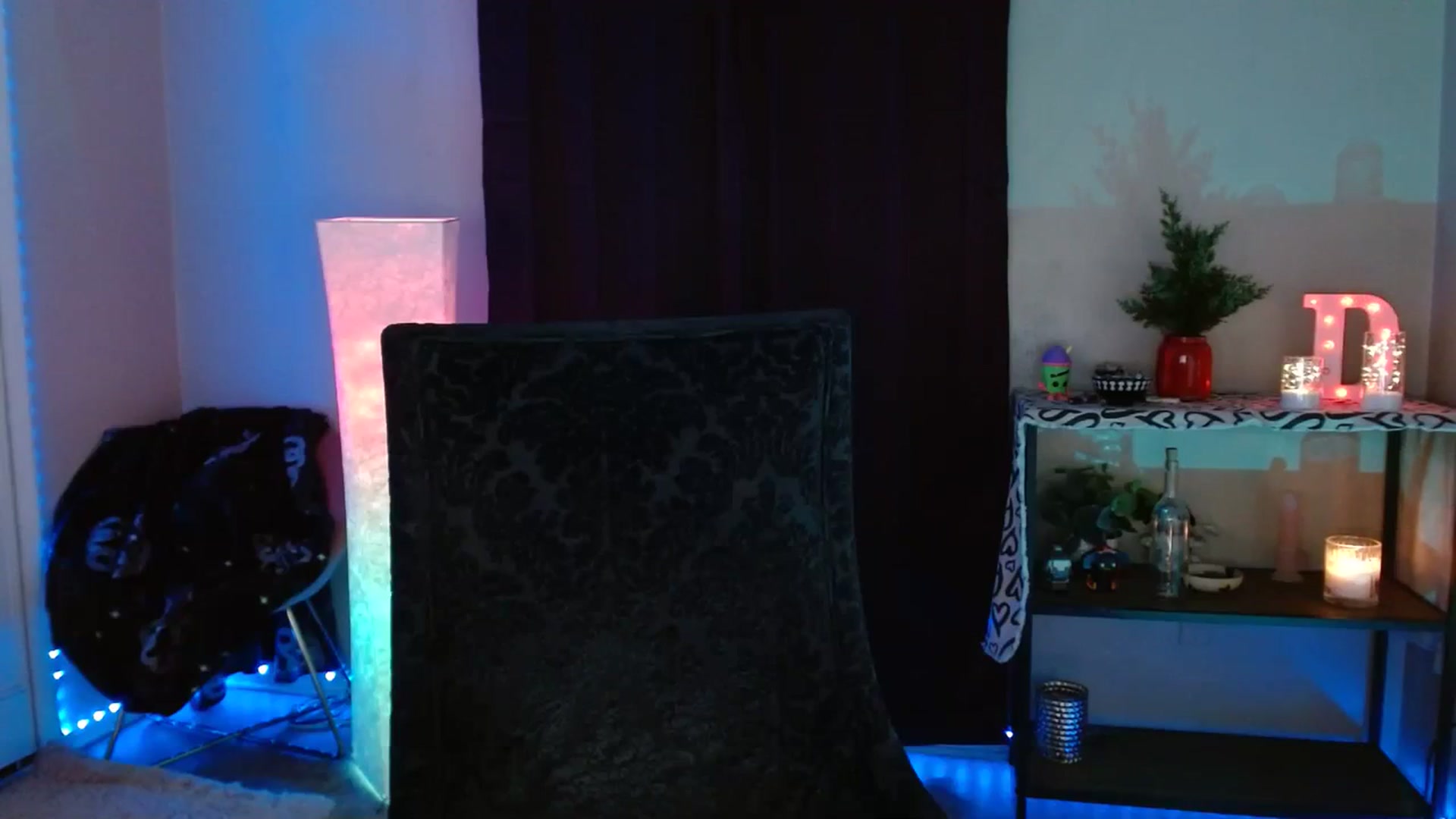 Gallery image thumbnail from DaniSpice's myfreecams stream on, 03/07/2024, 11:28 image 4 of 20