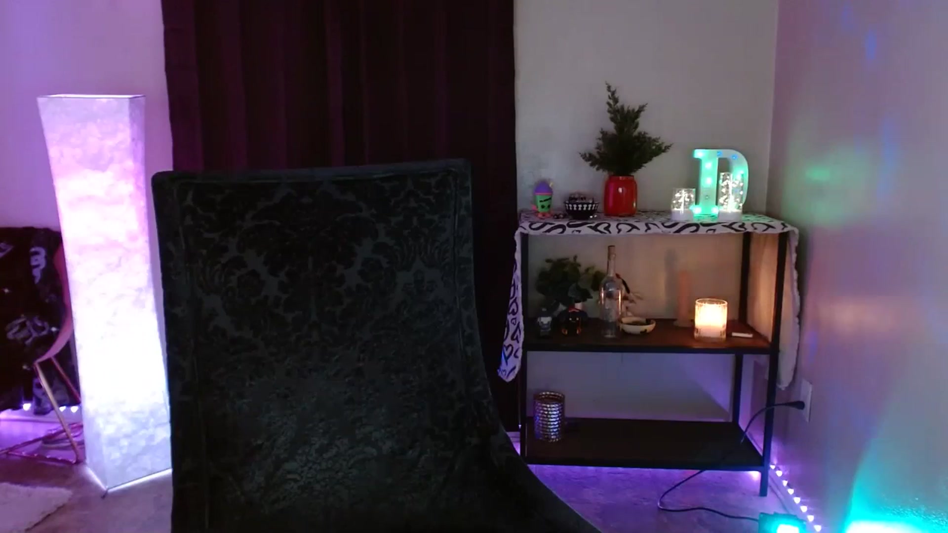 Gallery image thumbnail from DaniSpice's myfreecams stream on, 03/09/2024, 06:52 image 8 of 20