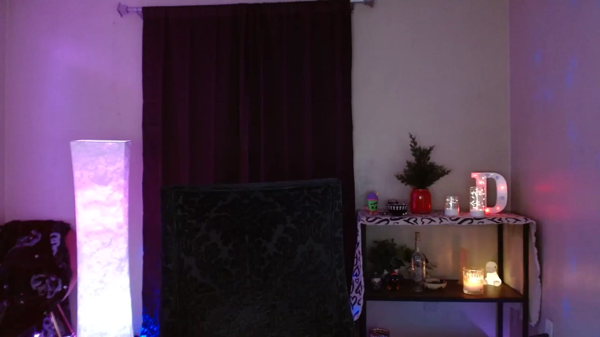 Gallery image thumbnail from DaniSpice's myfreecams stream on, 03/10/2024, 07:15 image 18 of 20