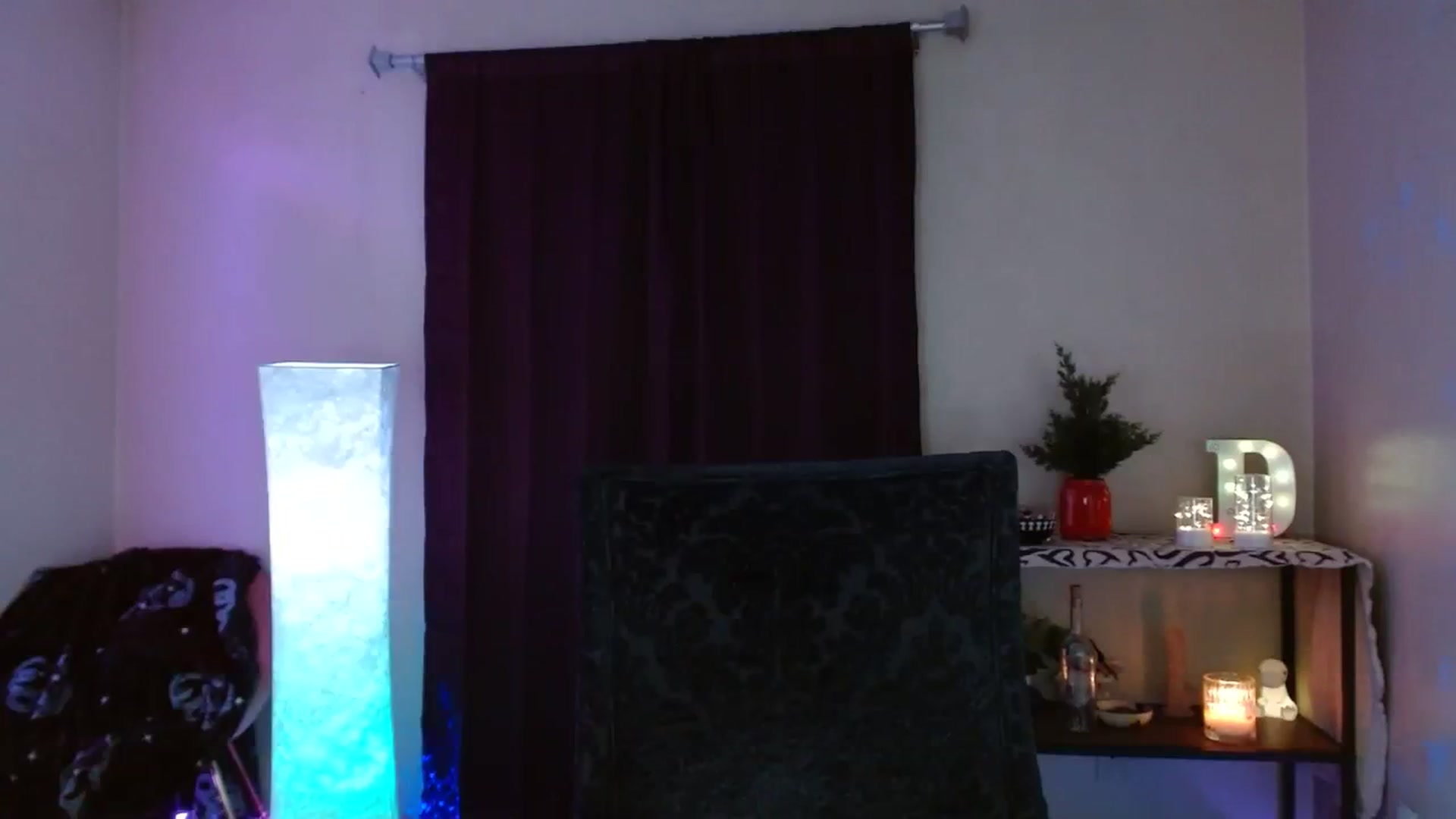 Gallery image thumbnail from DaniSpice's myfreecams stream on, 03/12/2024, 07:30 image 3 of 20