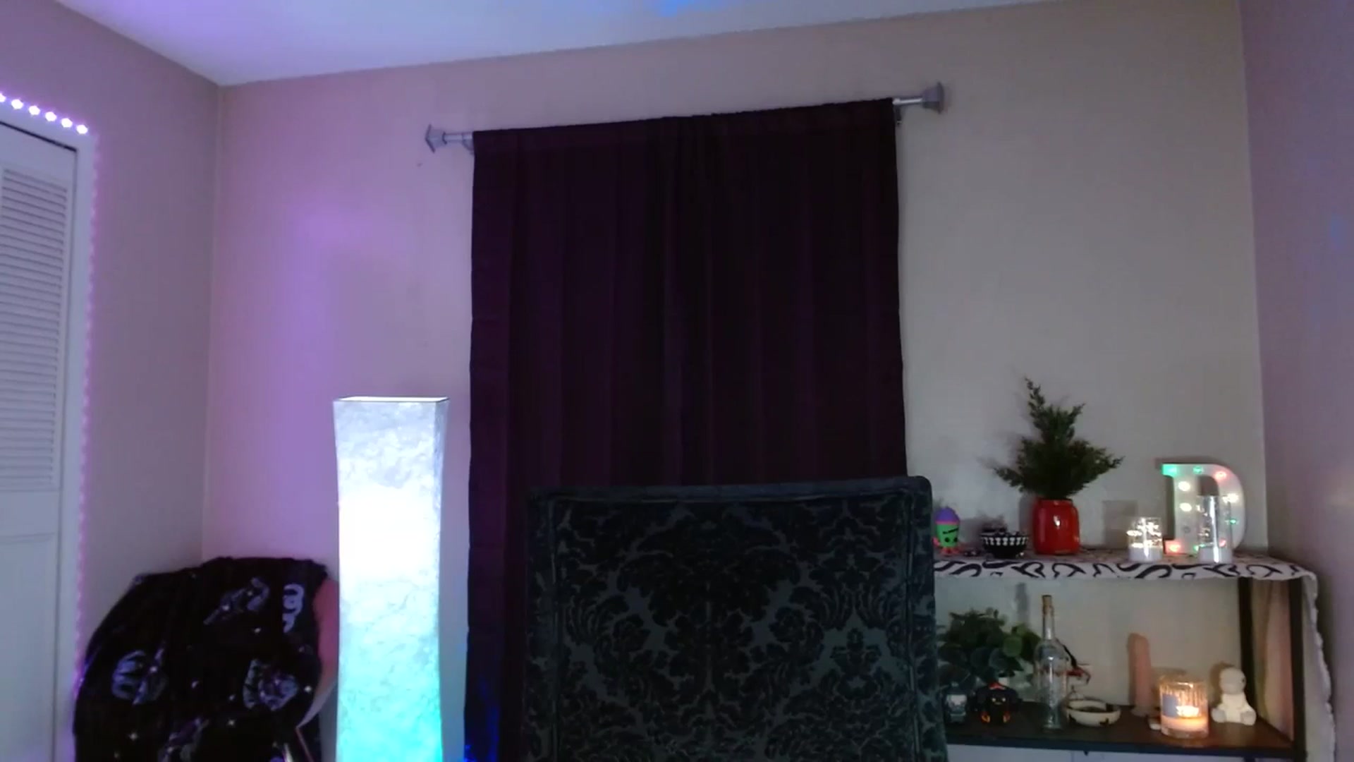 Gallery image thumbnail from DaniSpice's myfreecams stream on, 03/13/2024, 08:44 image 7 of 20
