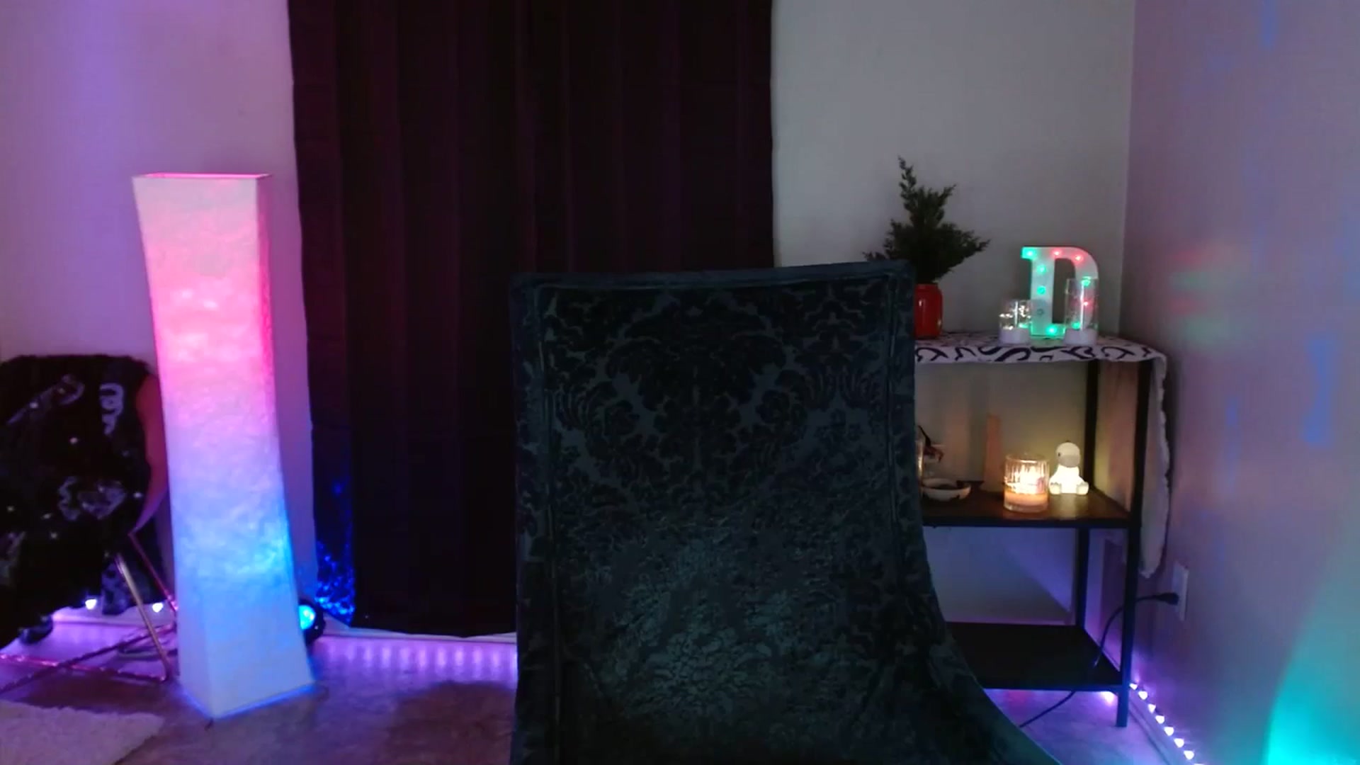 Gallery image thumbnail from DaniSpice's myfreecams stream on, 03/15/2024, 05:52 image 14 of 20