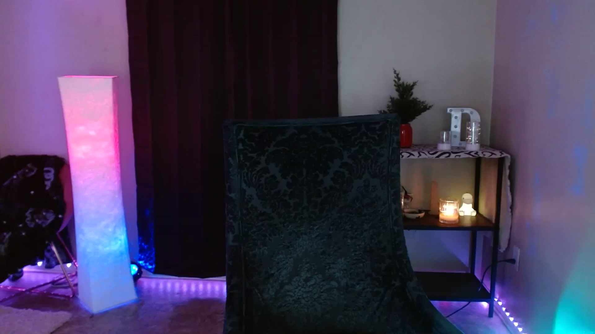 Gallery image thumbnail from DaniSpice's myfreecams stream on, 03/15/2024, 05:52 image 16 of 20