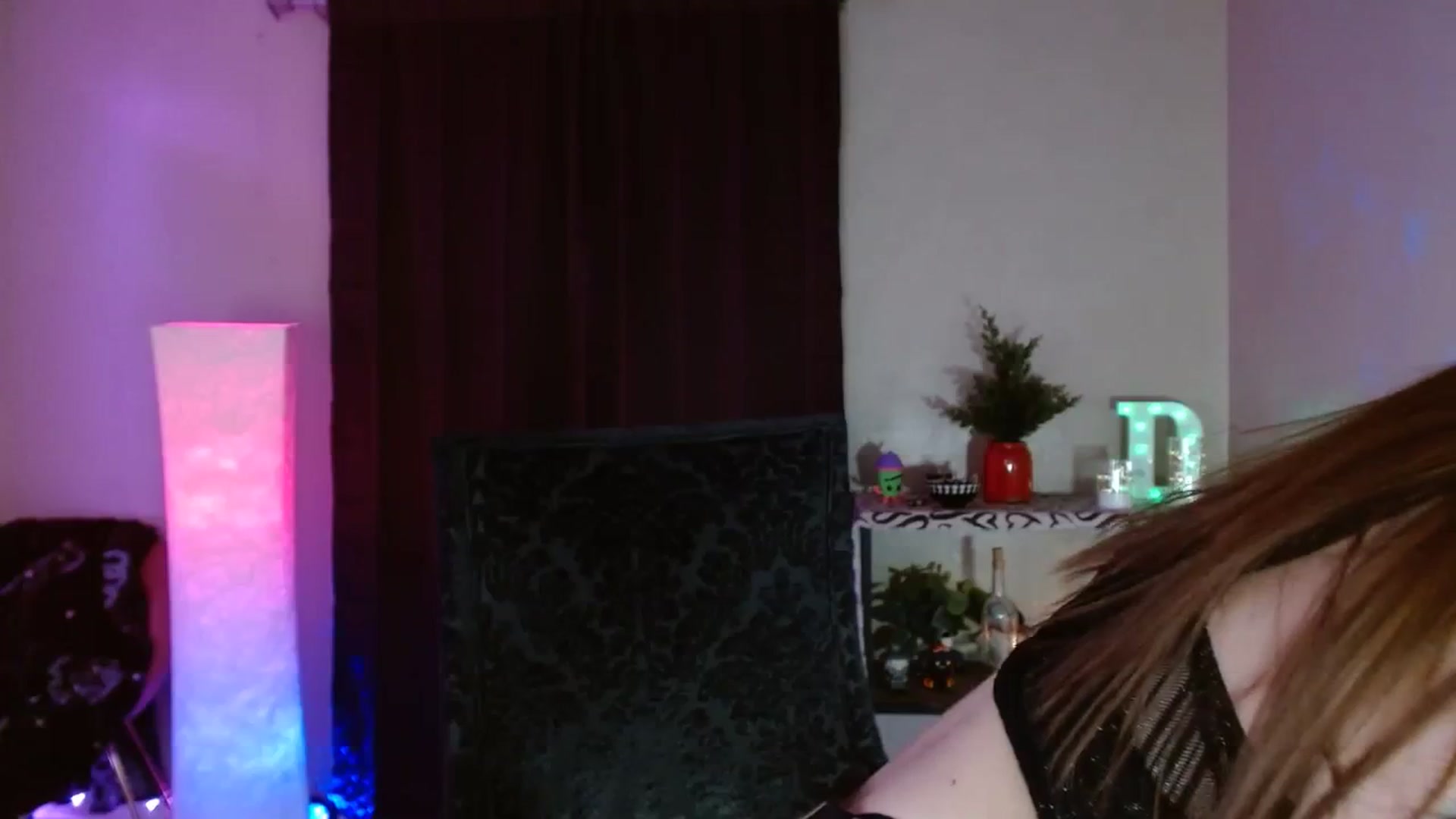 Gallery image thumbnail from DaniSpice's myfreecams stream on, 03/15/2024, 09:48 image 2 of 20