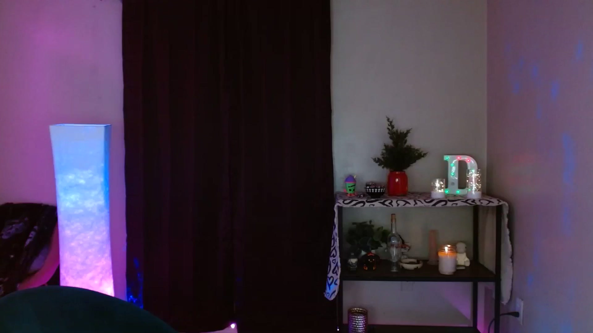 Gallery image thumbnail from DaniSpice's myfreecams stream on, 03/21/2024, 10:57 image 6 of 20