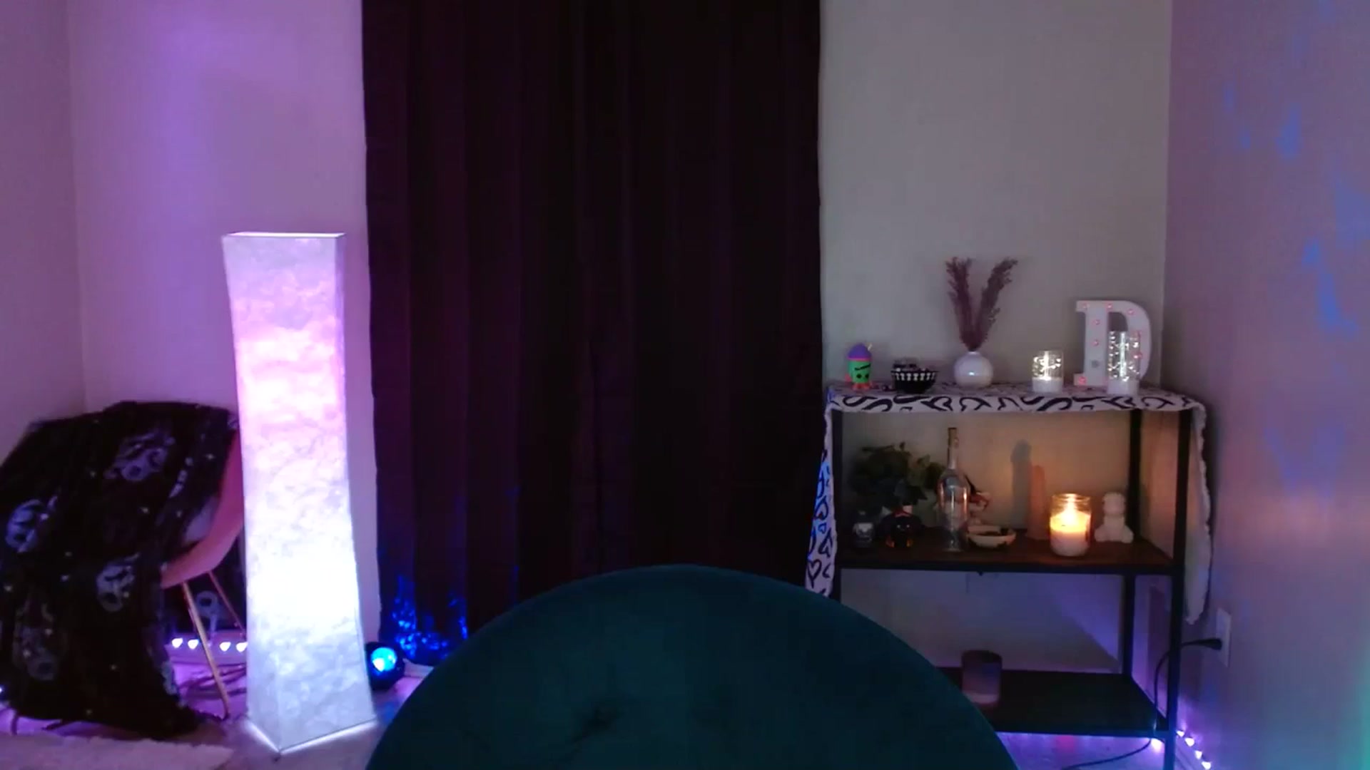 Gallery image thumbnail from DaniSpice's myfreecams stream on, 03/29/2024, 09:39 image 13 of 20