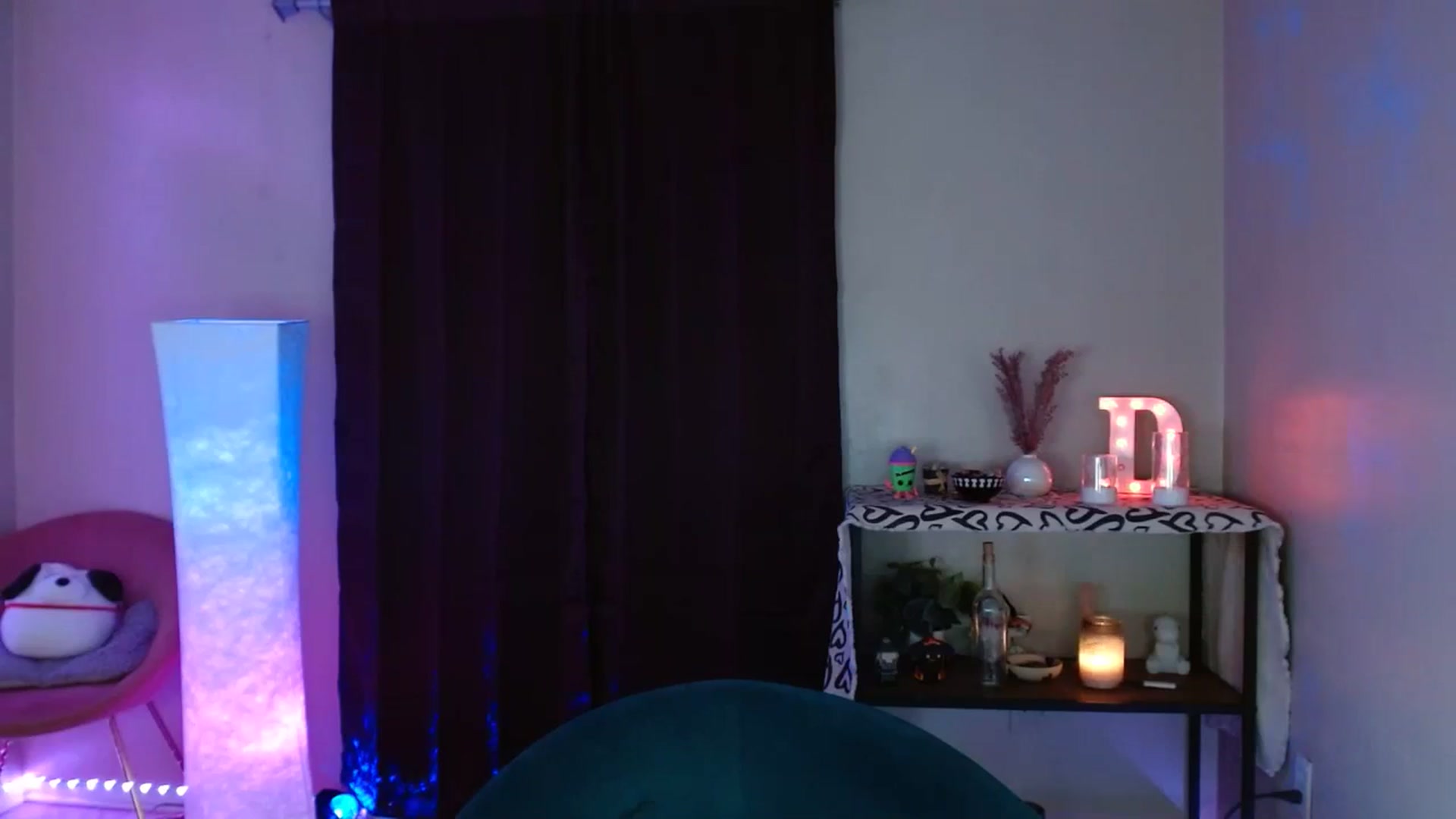 Gallery image thumbnail from DaniSpice's myfreecams stream on, 04/09/2024, 08:25 image 19 of 20