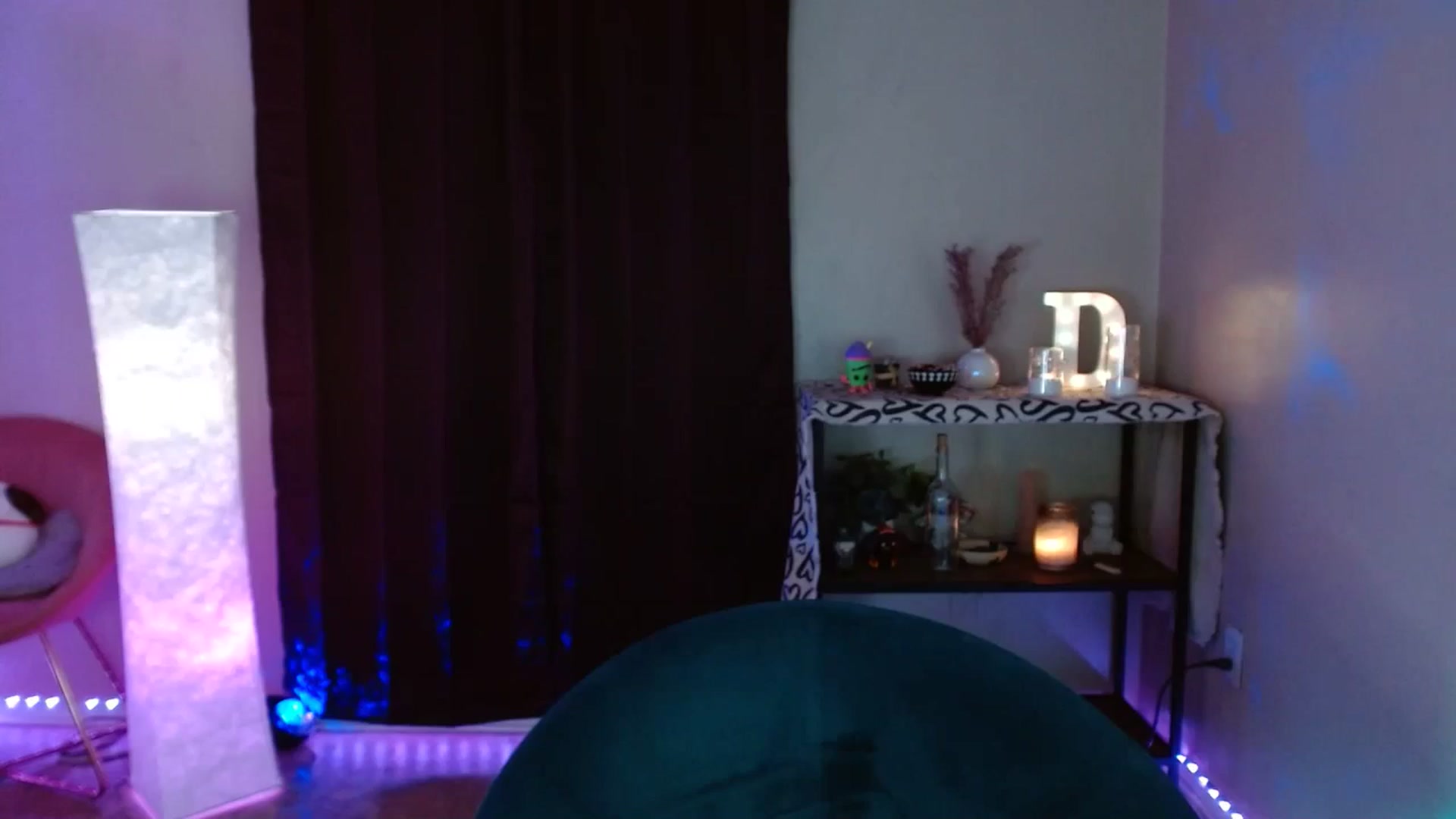Gallery image thumbnail from DaniSpice's myfreecams stream on, 04/10/2024, 06:21 image 6 of 20