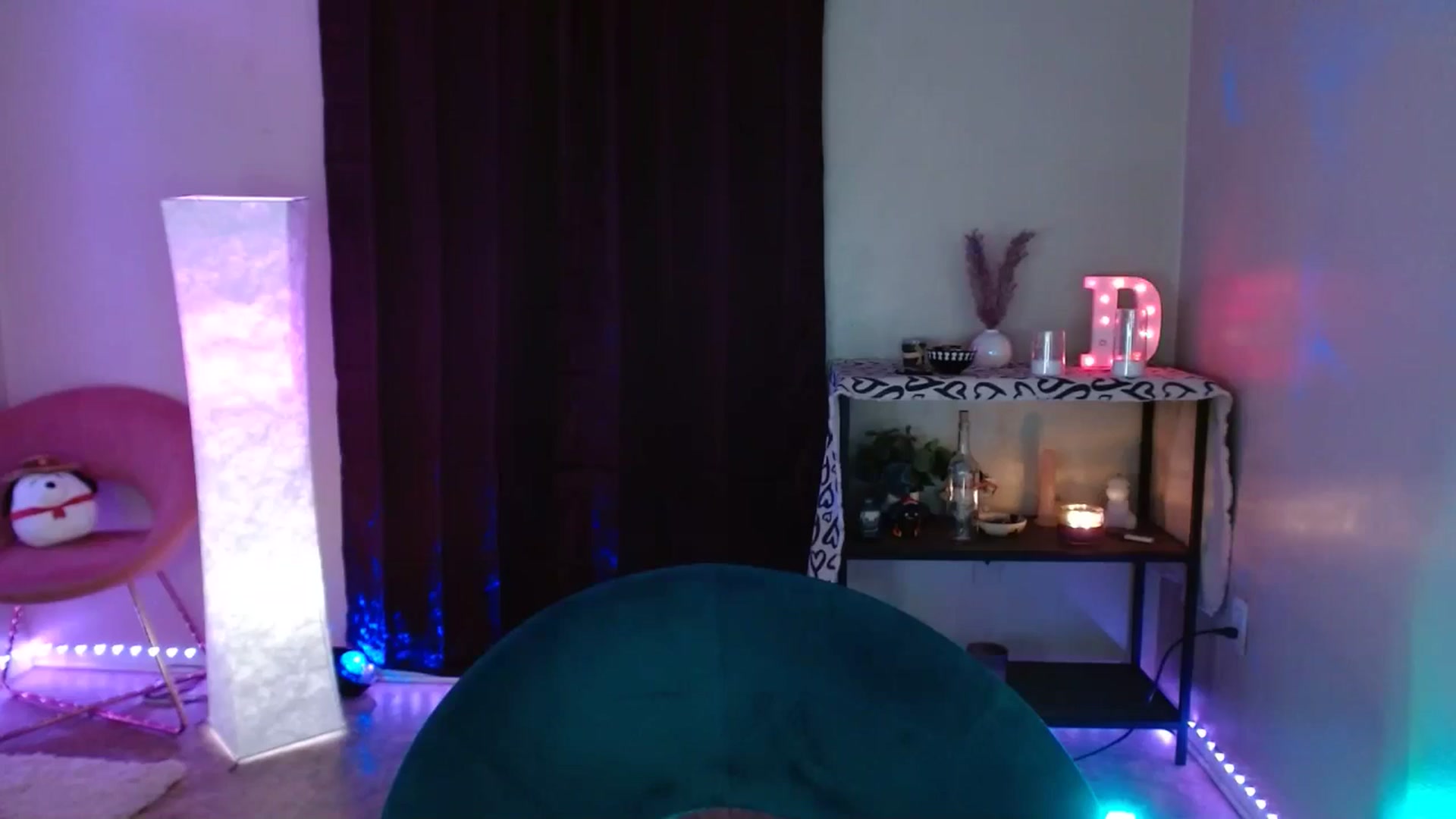 Gallery image thumbnail from DaniSpice's myfreecams stream on, 04/21/2024, 07:17 image 4 of 20