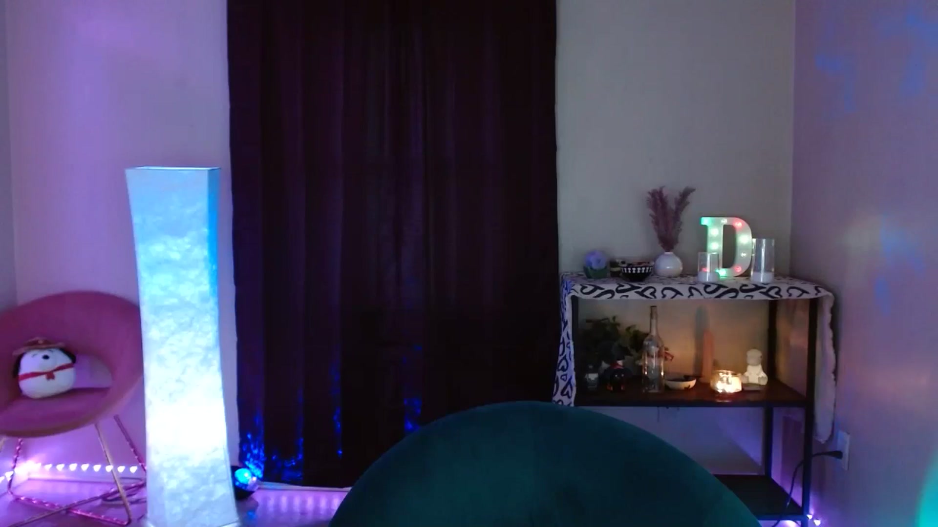 Gallery image thumbnail from DaniSpice's myfreecams stream on, 04/24/2024, 11:40 image 6 of 20