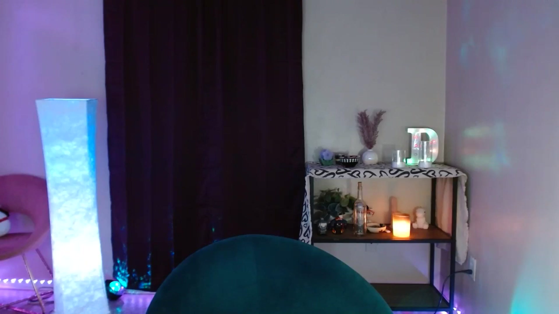 Gallery image thumbnail from DaniSpice's myfreecams stream on, 04/26/2024, 06:12 image 14 of 20