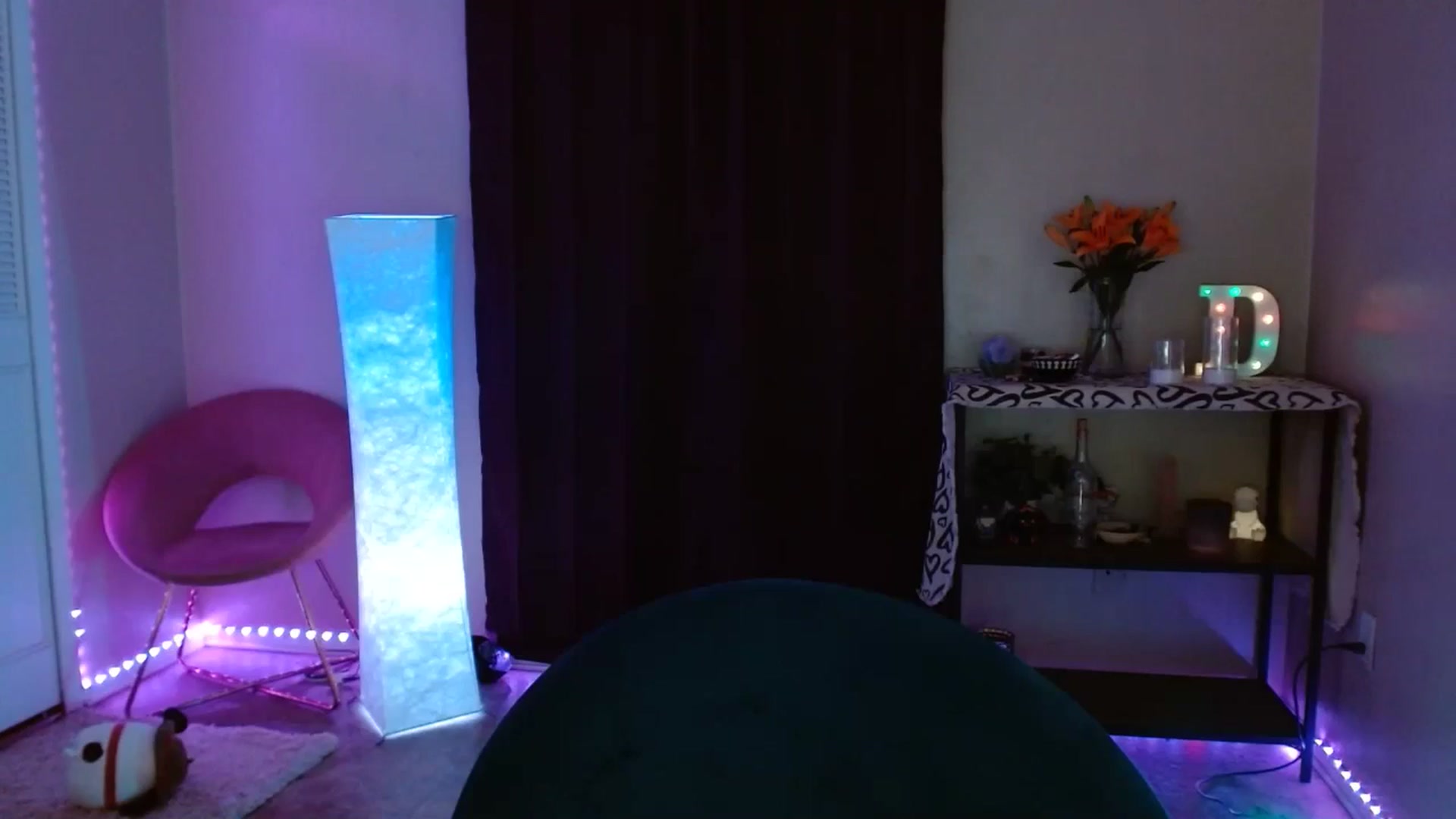 Gallery image thumbnail from DaniSpice's myfreecams stream on, 04/29/2024, 09:27 image 12 of 20