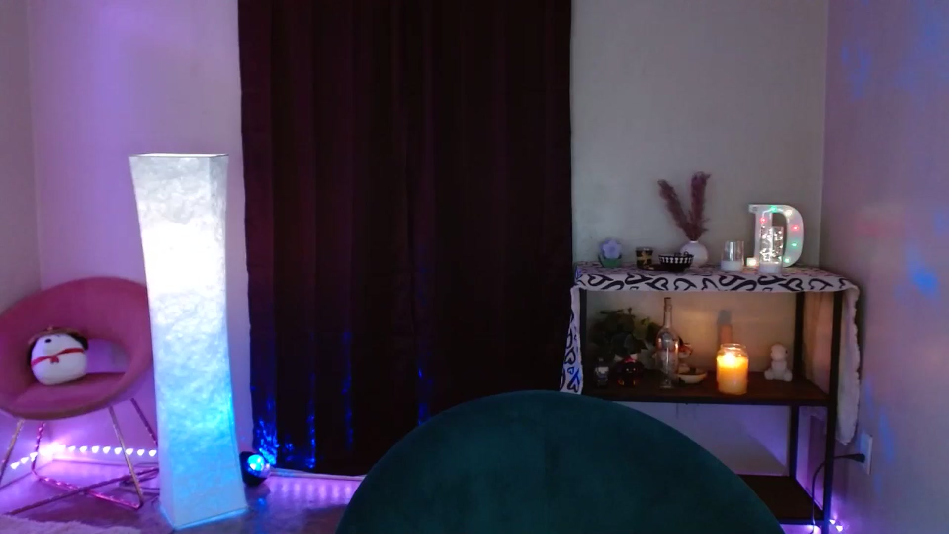 Gallery image thumbnail from DaniSpice's myfreecams stream on, 05/07/2024, 05:02 image 10 of 20