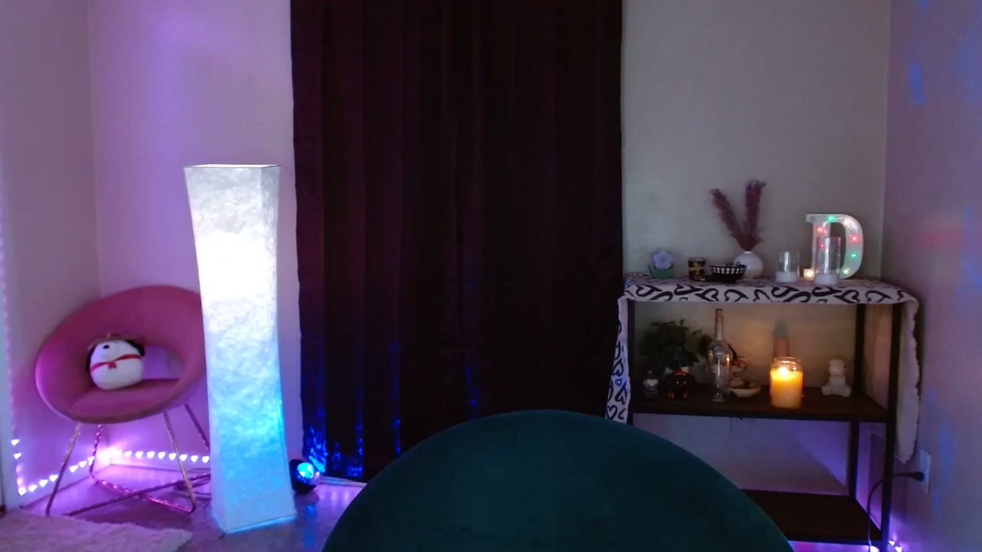 Gallery image thumbnail from DaniSpice's myfreecams stream on, 05/07/2024, 06:03 image 1 of 20
