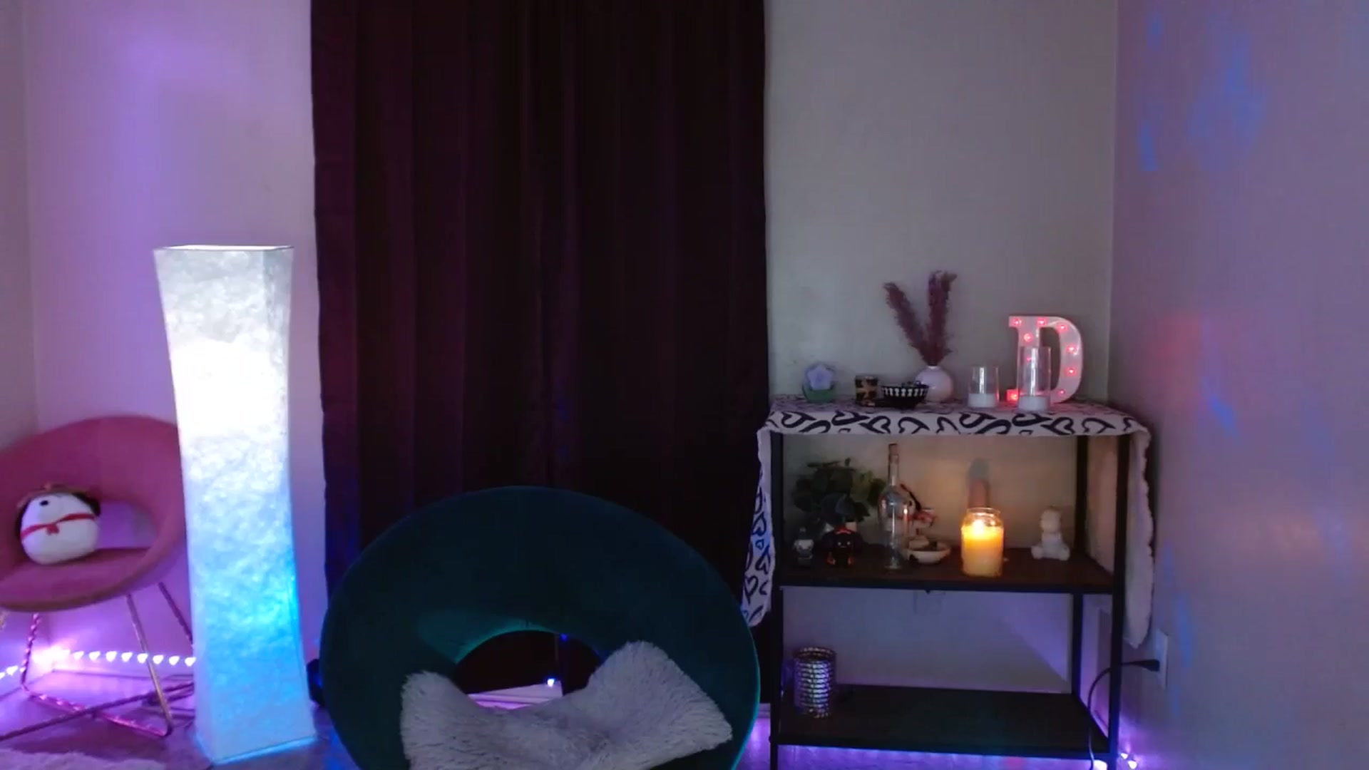 Gallery image thumbnail from DaniSpice's myfreecams stream on, 05/07/2024, 06:34 image 12 of 20