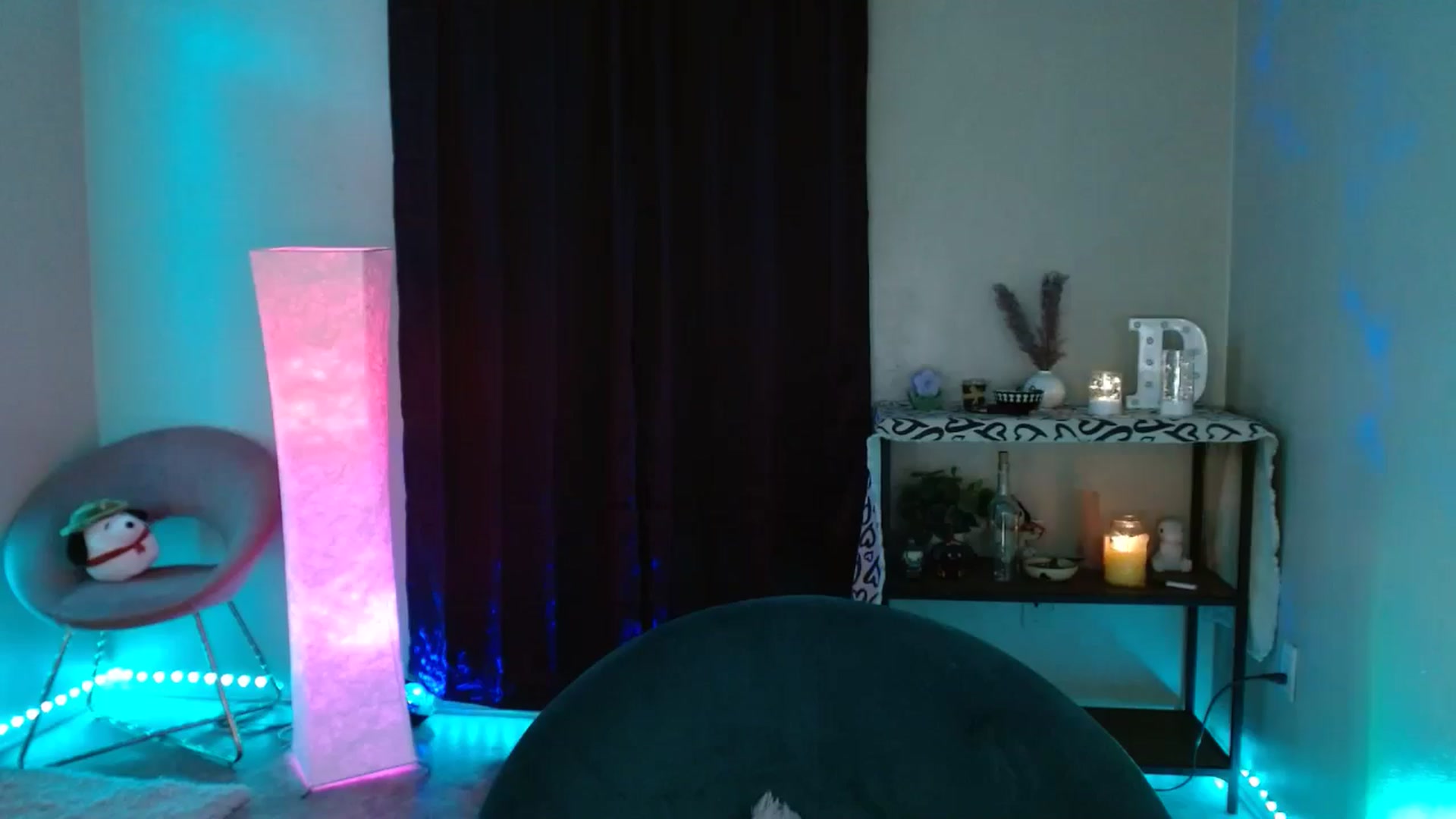 Gallery image thumbnail from DaniSpice's myfreecams stream on, 05/16/2024, 06:51 image 15 of 20