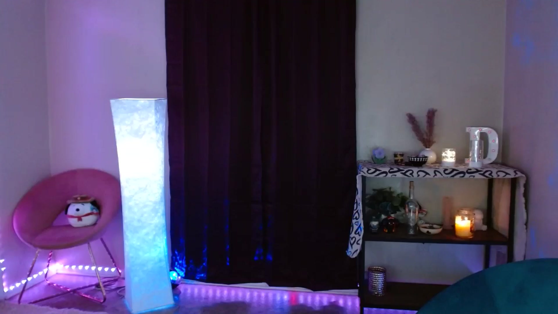 Gallery image thumbnail from DaniSpice's myfreecams stream on, 05/24/2024, 07:06 image 9 of 20