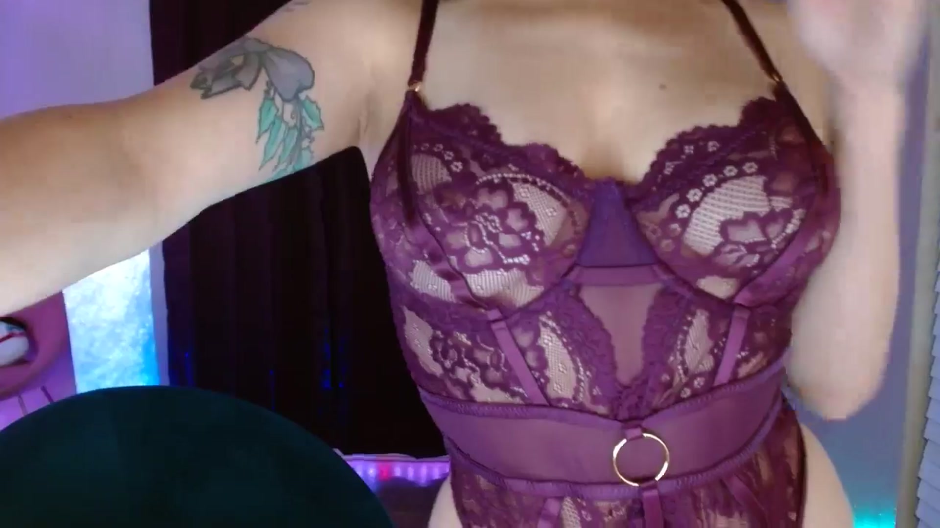 Gallery image thumbnail from DaniSpice's myfreecams stream on, 05/29/2024, 04:30 image 2 of 20