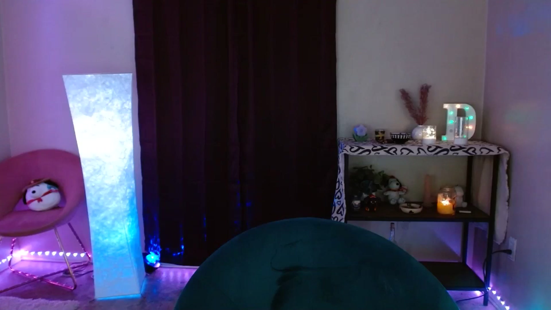 Gallery image thumbnail from DaniSpice's myfreecams stream on, 05/29/2024, 08:36 image 19 of 20