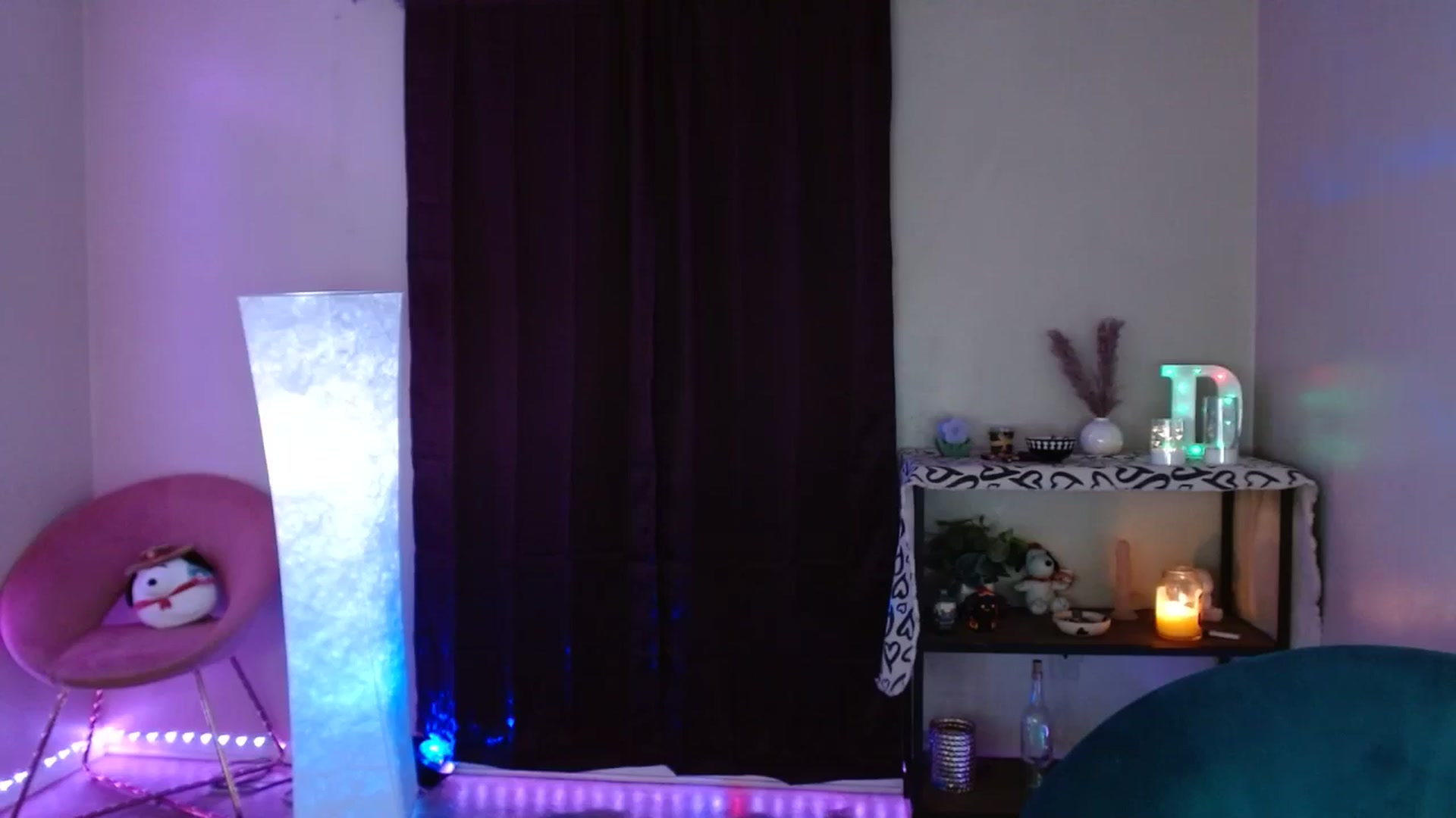 Gallery image thumbnail from DaniSpice's myfreecams stream on, 05/30/2024, 07:04 image 5 of 20