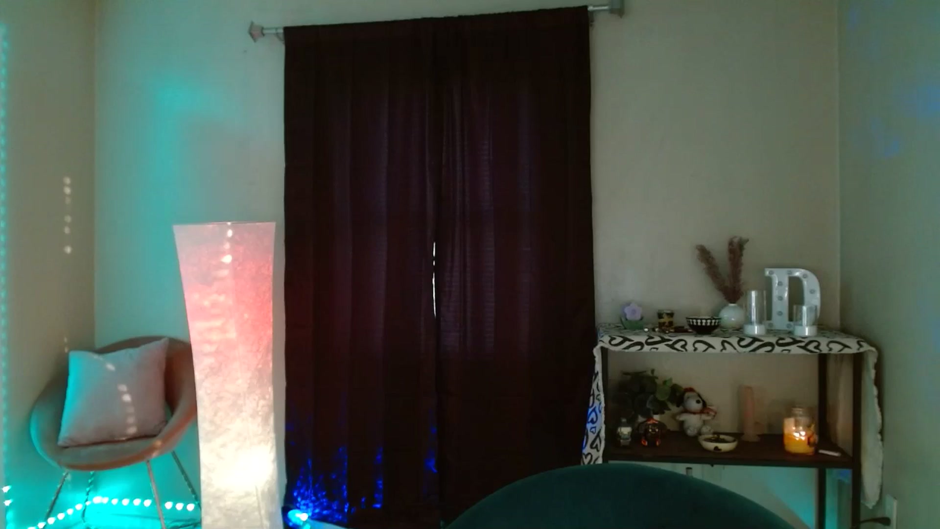 Gallery image thumbnail from DaniSpice's myfreecams stream on, 06/01/2024, 24:08 image 18 of 20