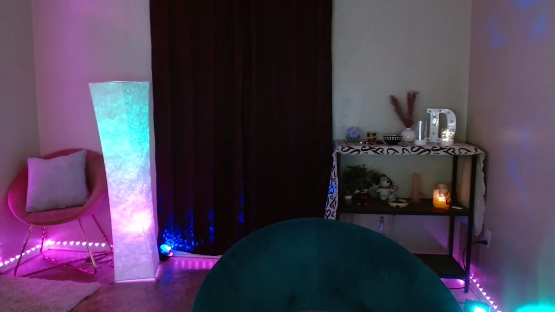 Gallery image thumbnail from DaniSpice's myfreecams stream on, 06/01/2024, 01:55 image 3 of 20