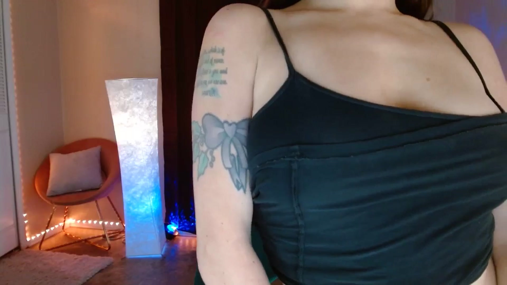 Gallery image thumbnail from DaniSpice's myfreecams stream on, 06/05/2024, 08:37 image 7 of 20