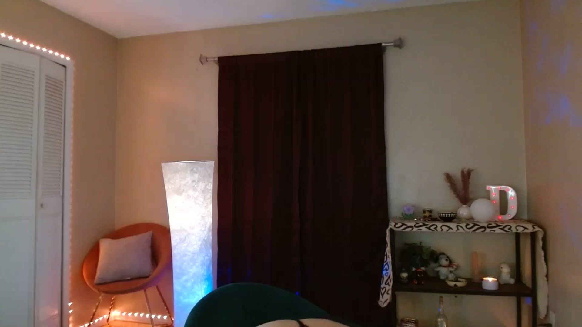 Gallery image thumbnail from DaniSpice's myfreecams stream on, 06/05/2024, 08:51 image 19 of 20
