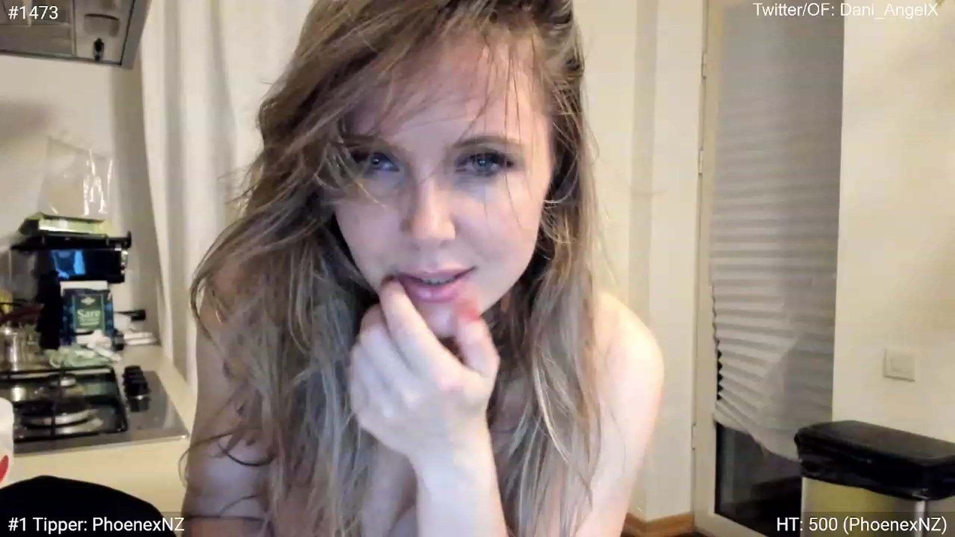 Gallery image thumbnail from Dani_Angel's myfreecams stream on, 06/25/2023, 24:13 image 11 of 20