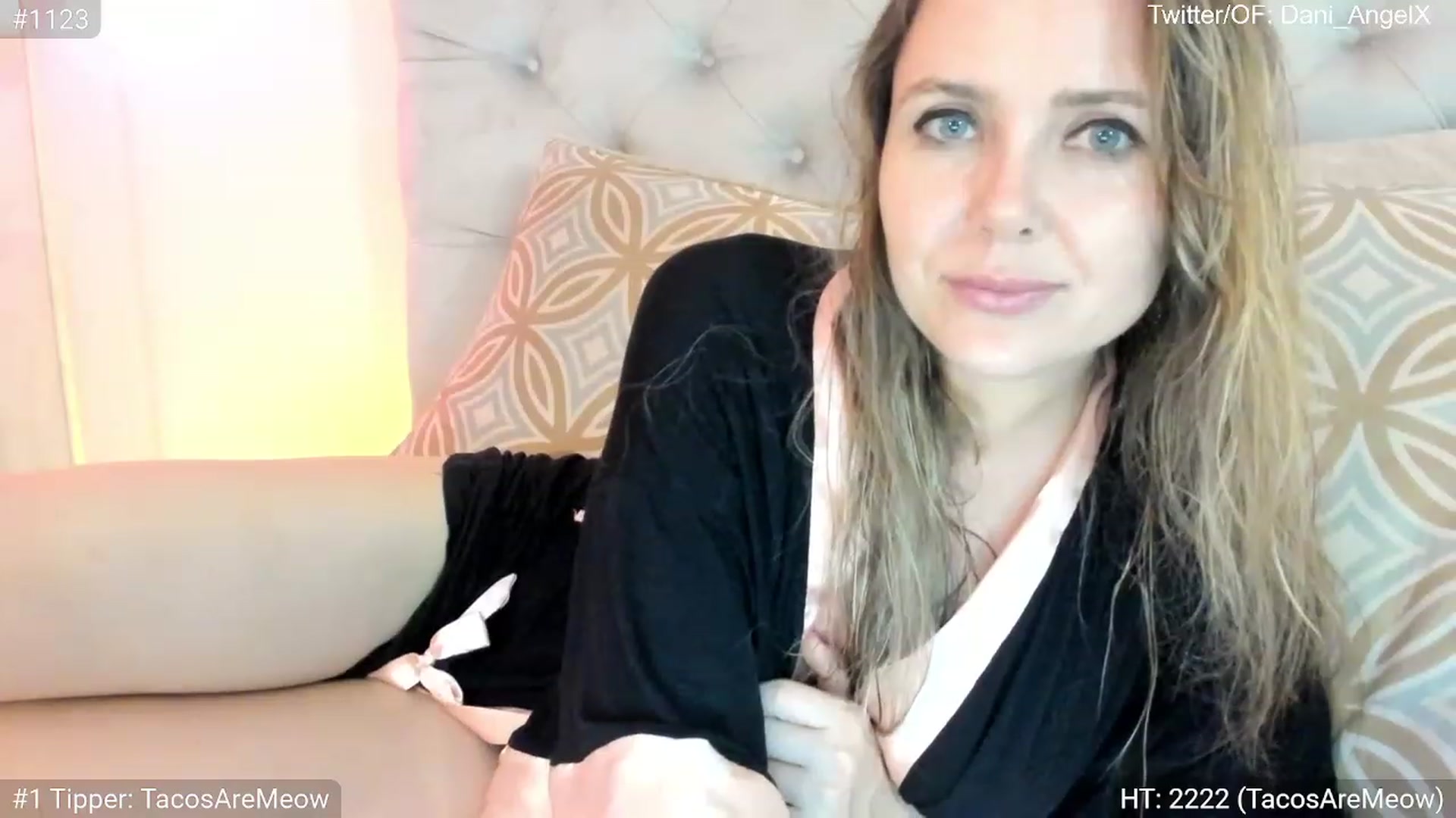 Gallery image thumbnail from Dani_Angel's myfreecams stream on, 06/27/2023, 23:48 image 20 of 20