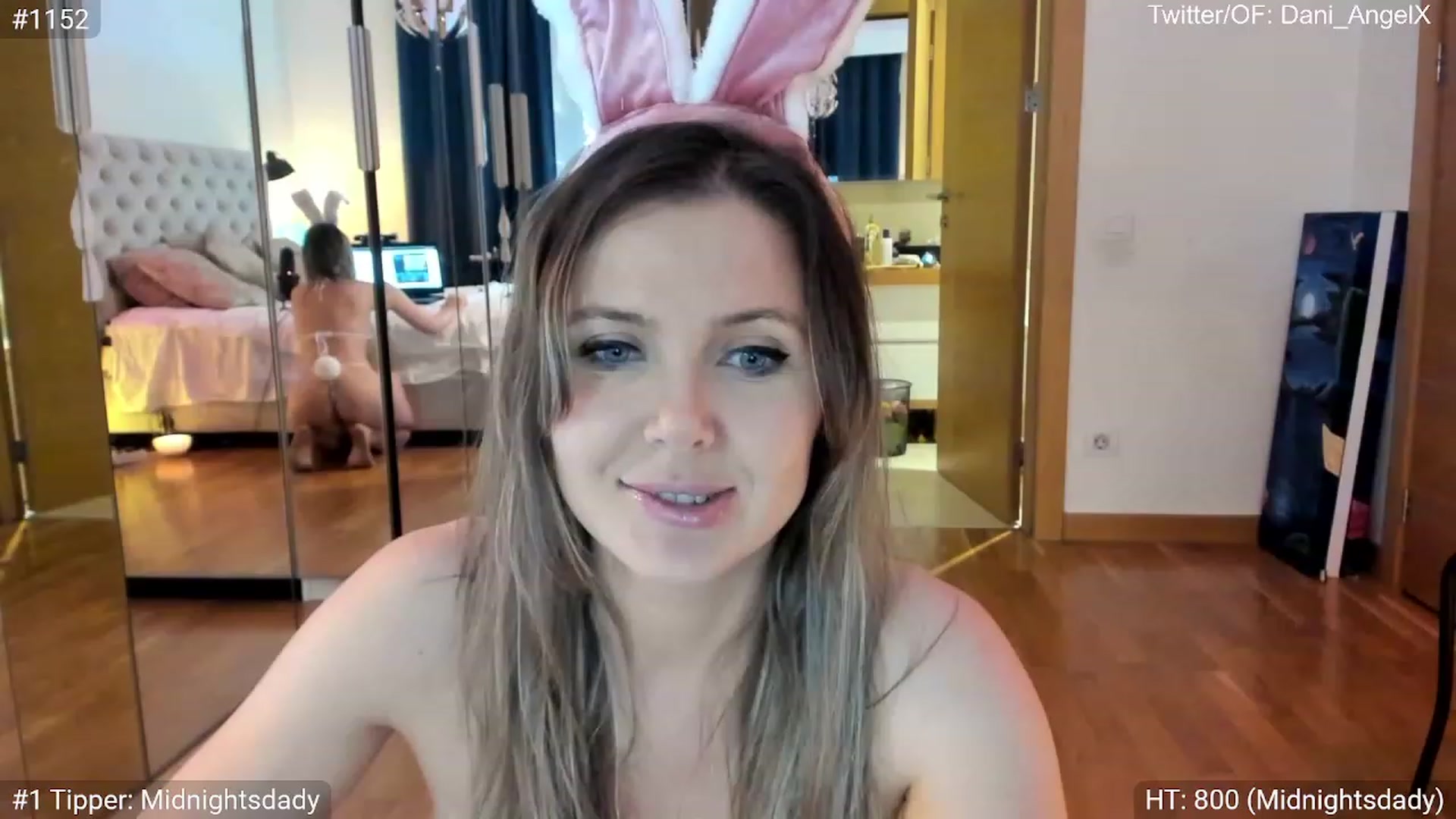 Gallery image thumbnail from Dani_Angel's myfreecams stream on, 06/29/2023, 21:25 image 6 of 20