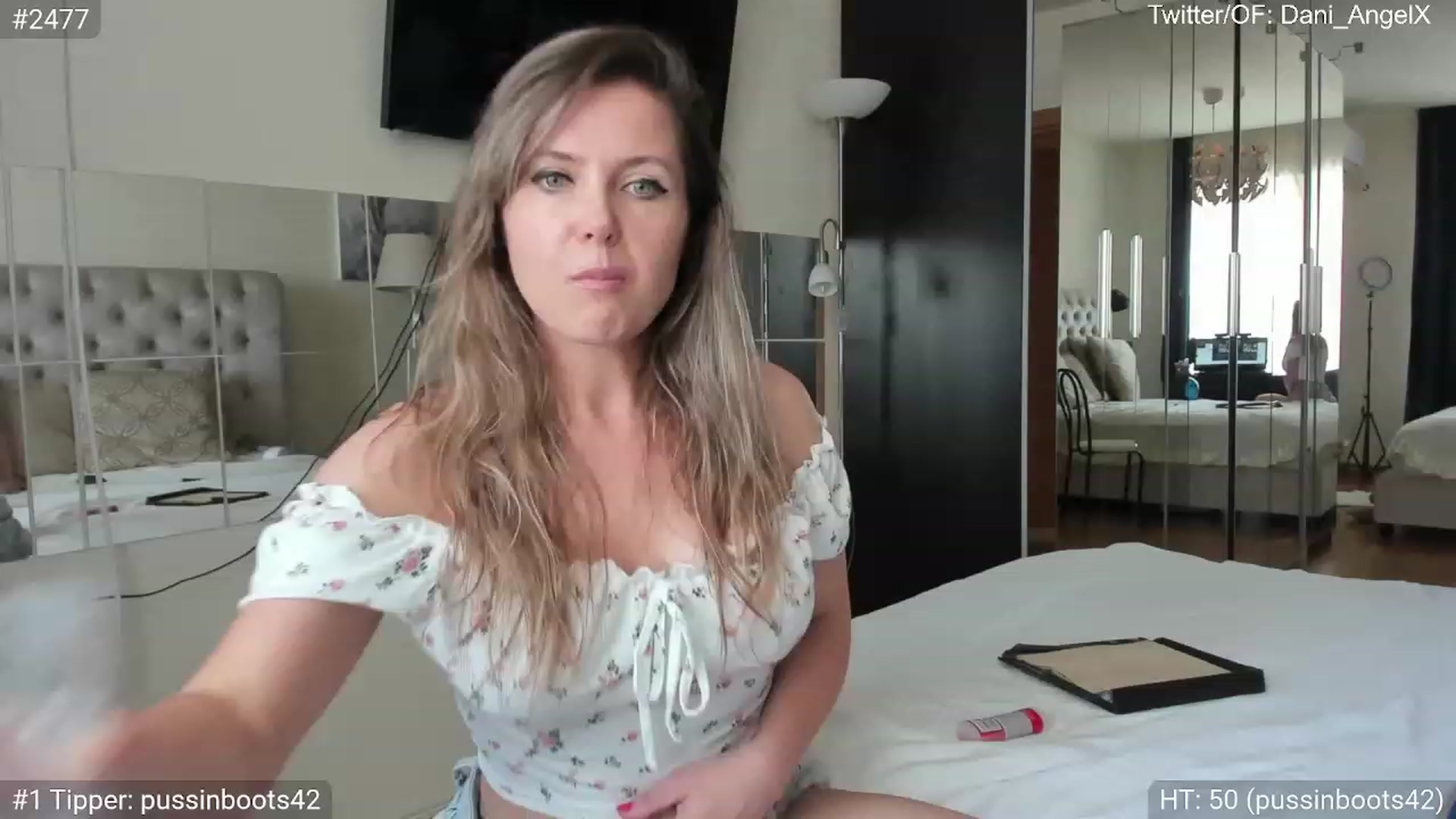 Gallery image thumbnail from Dani_Angel's myfreecams stream on, 07/20/2023, 11:21 image 6 of 20