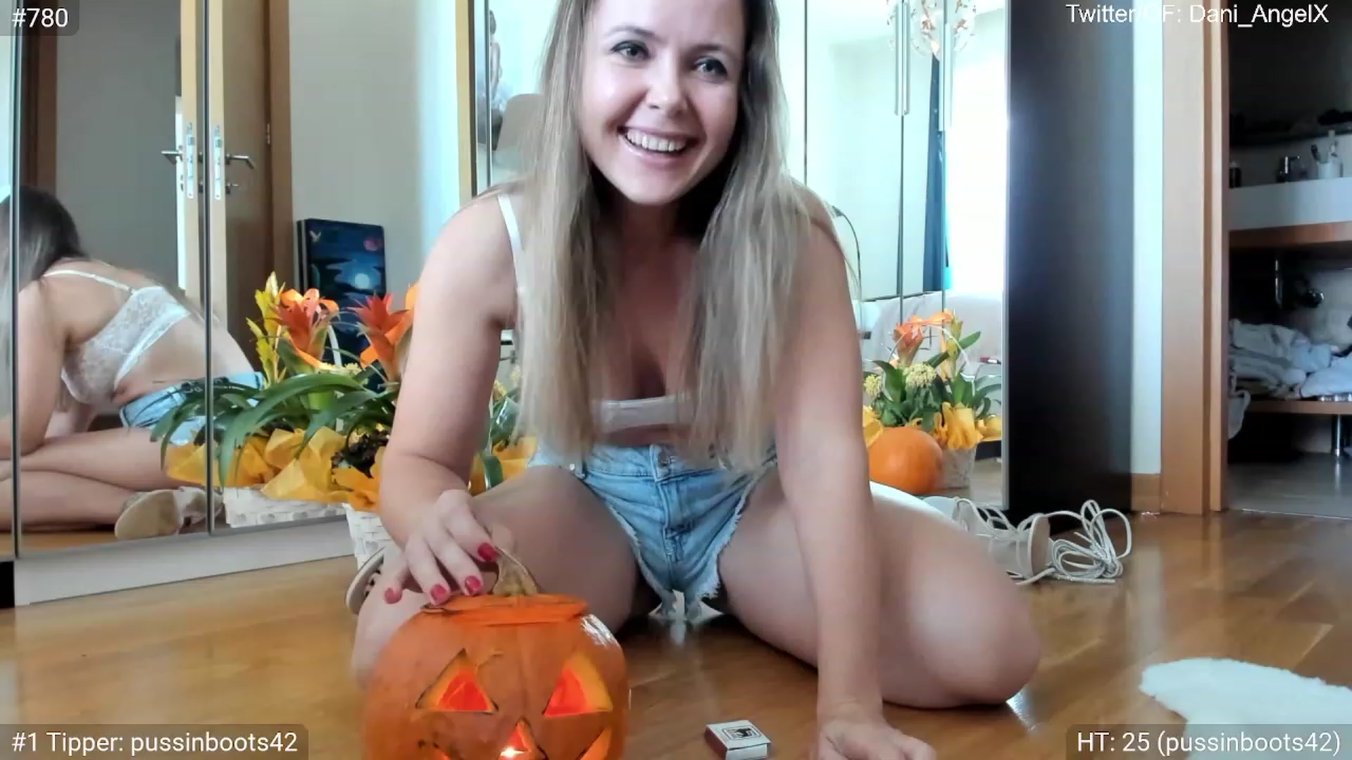 Gallery image thumbnail from Dani_Angel's myfreecams stream on, 10/29/2023, 11:38 image 2 of 20