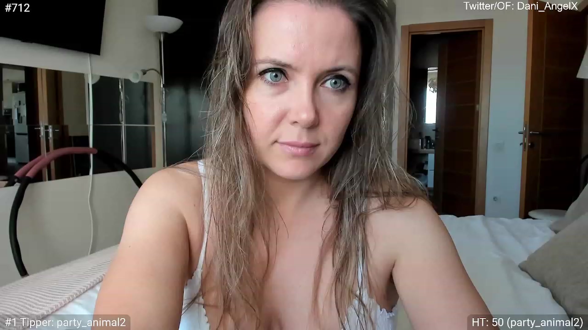 Gallery image thumbnail from Dani_Angel's myfreecams stream on, 10/31/2023, 09:46 image 8 of 20