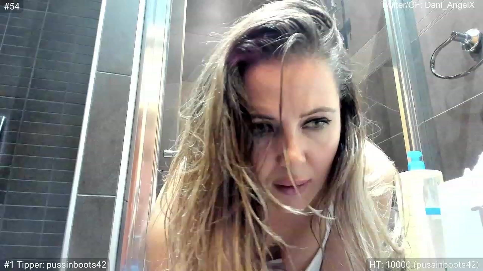 Gallery image thumbnail from Dani_Angel's myfreecams stream on, 12/02/2023, 15:49 image 6 of 20