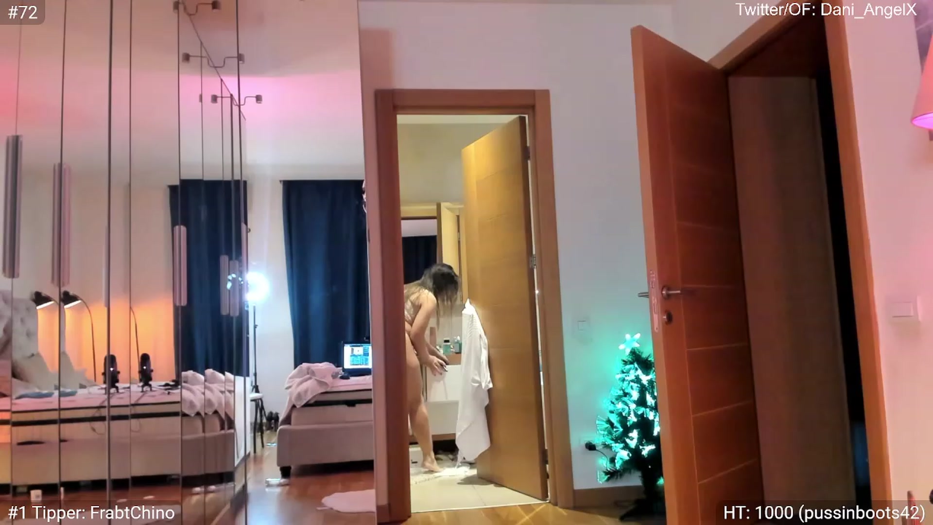 Gallery image thumbnail from Dani_Angel's myfreecams stream on, 12/03/2023, 15:53 image 12 of 20